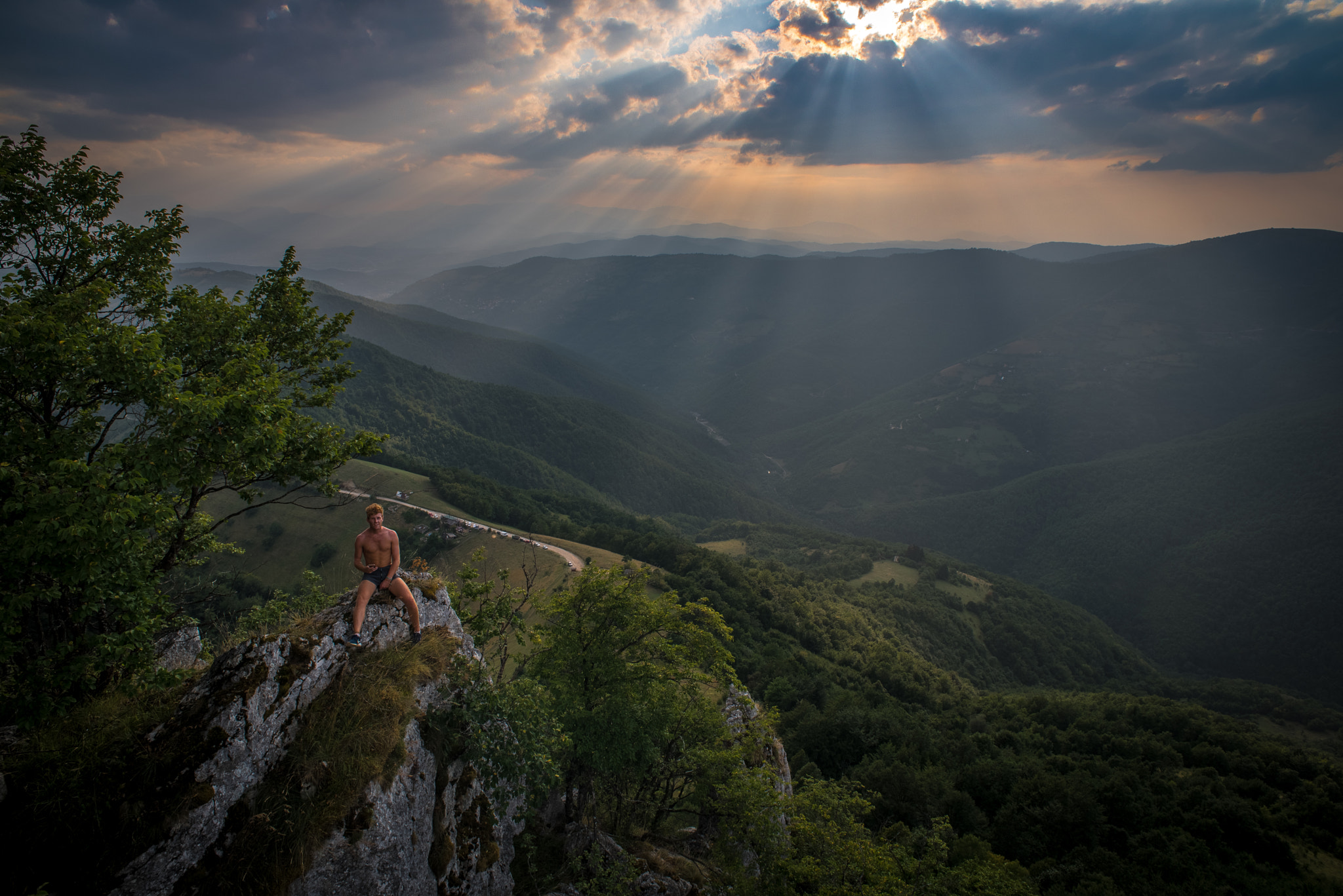 AF Nikkor 20mm f/2.8 sample photo. Vast views photography