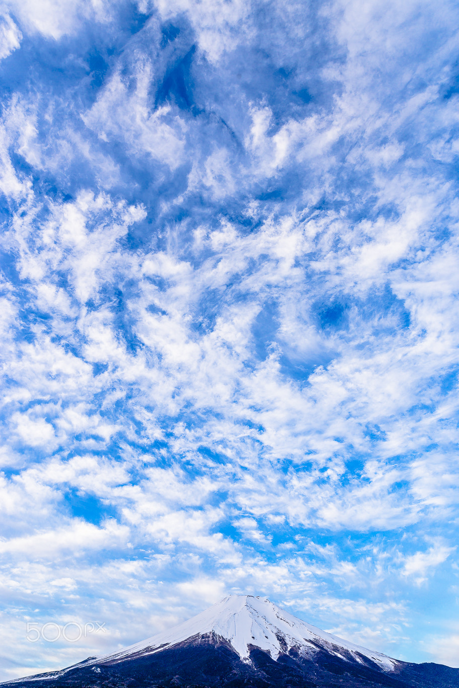 Canon EOS 6D + Sigma 20mm F1.4 DG HSM Art sample photo. Clouds dancing photography