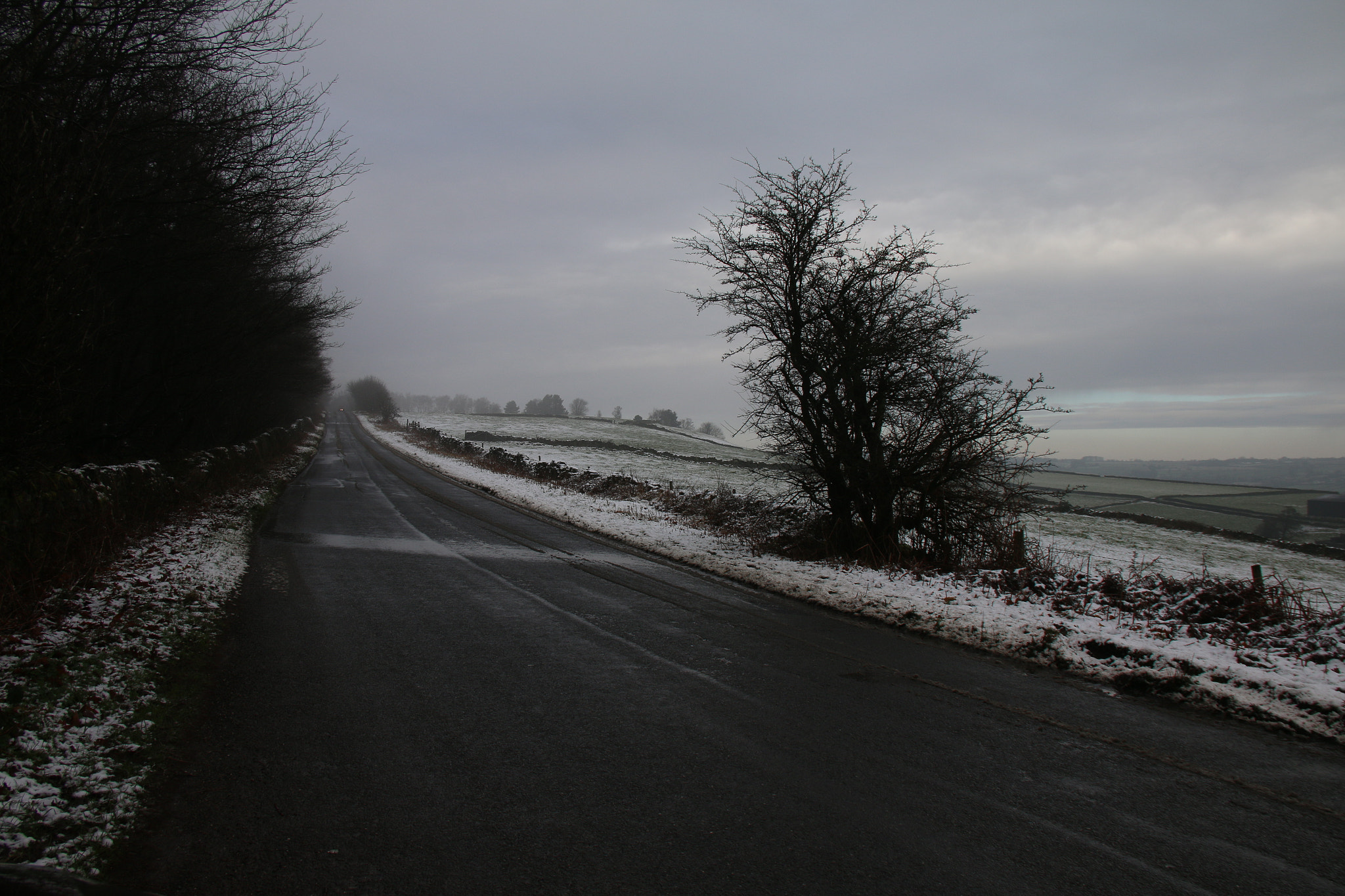 Canon EOS 70D + Sigma 18-125mm F3.8-5.6 DC OS HSM sample photo. Peak district photography