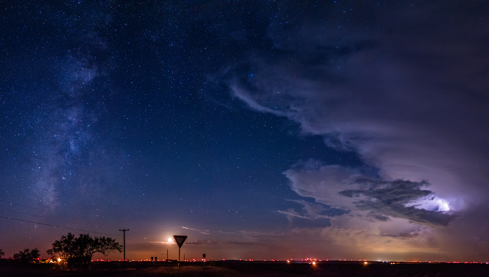 Canon EOS M3 + Canon EF-M 22mm F2 STM sample photo. Astrostorm photography