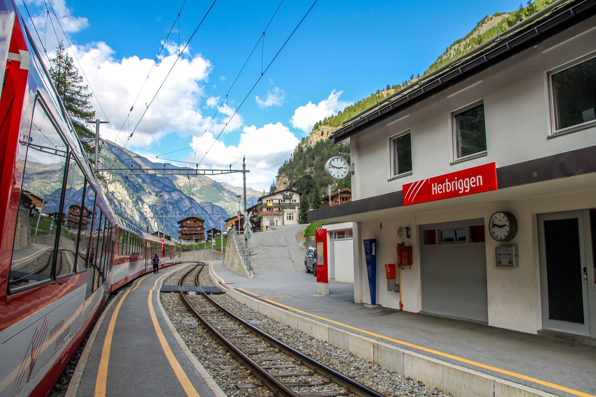 Sigma 18-200mm f/3.5-6.3 DC OS sample photo. Herbriggen station photography