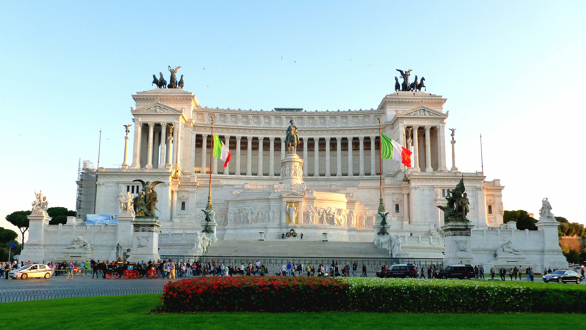 Panasonic DMC-FH25 sample photo. Altare della patria  photography