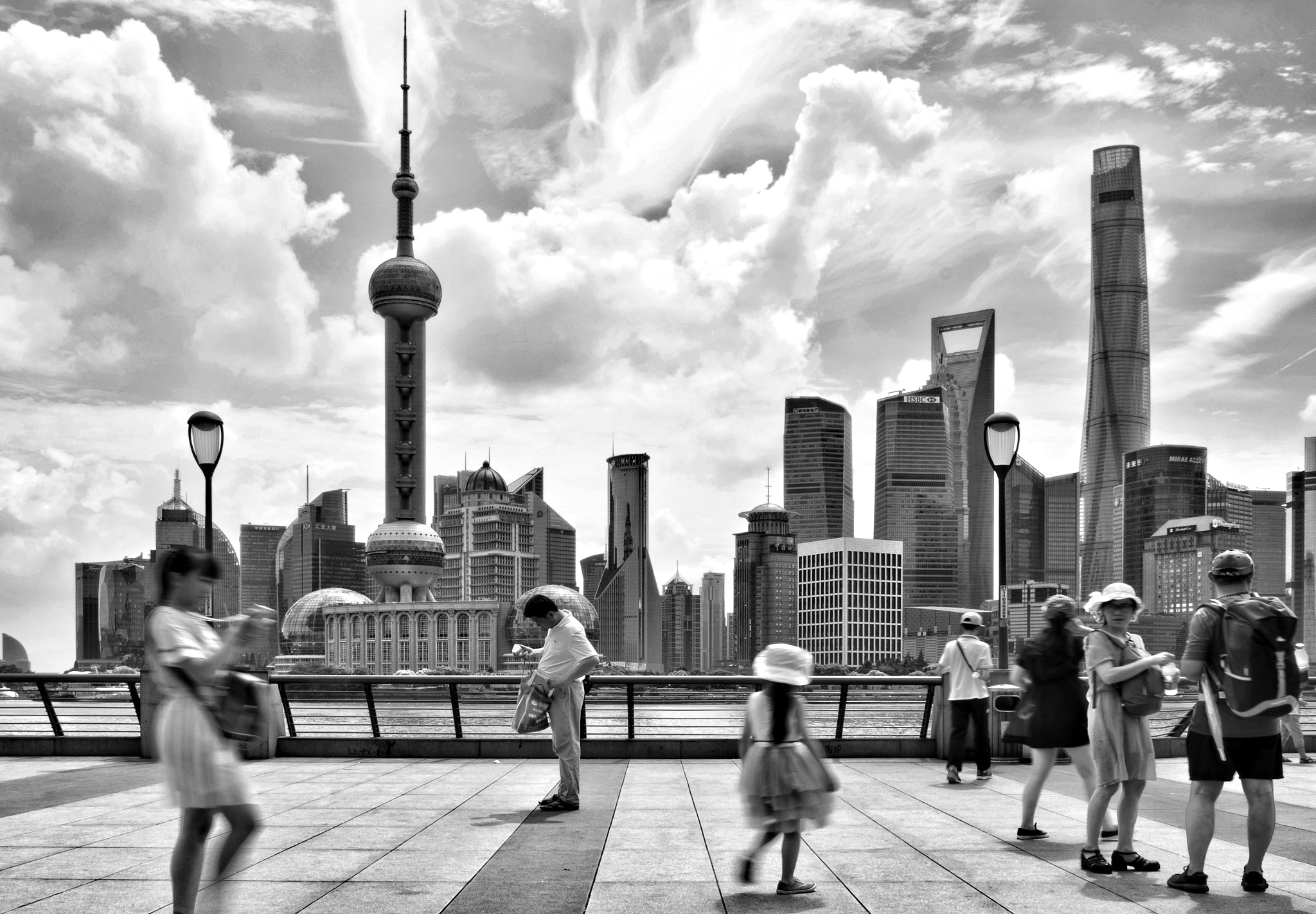 Fujifilm X-Pro2 + Fujifilm XF 18-55mm F2.8-4 R LM OIS sample photo. Bund photography