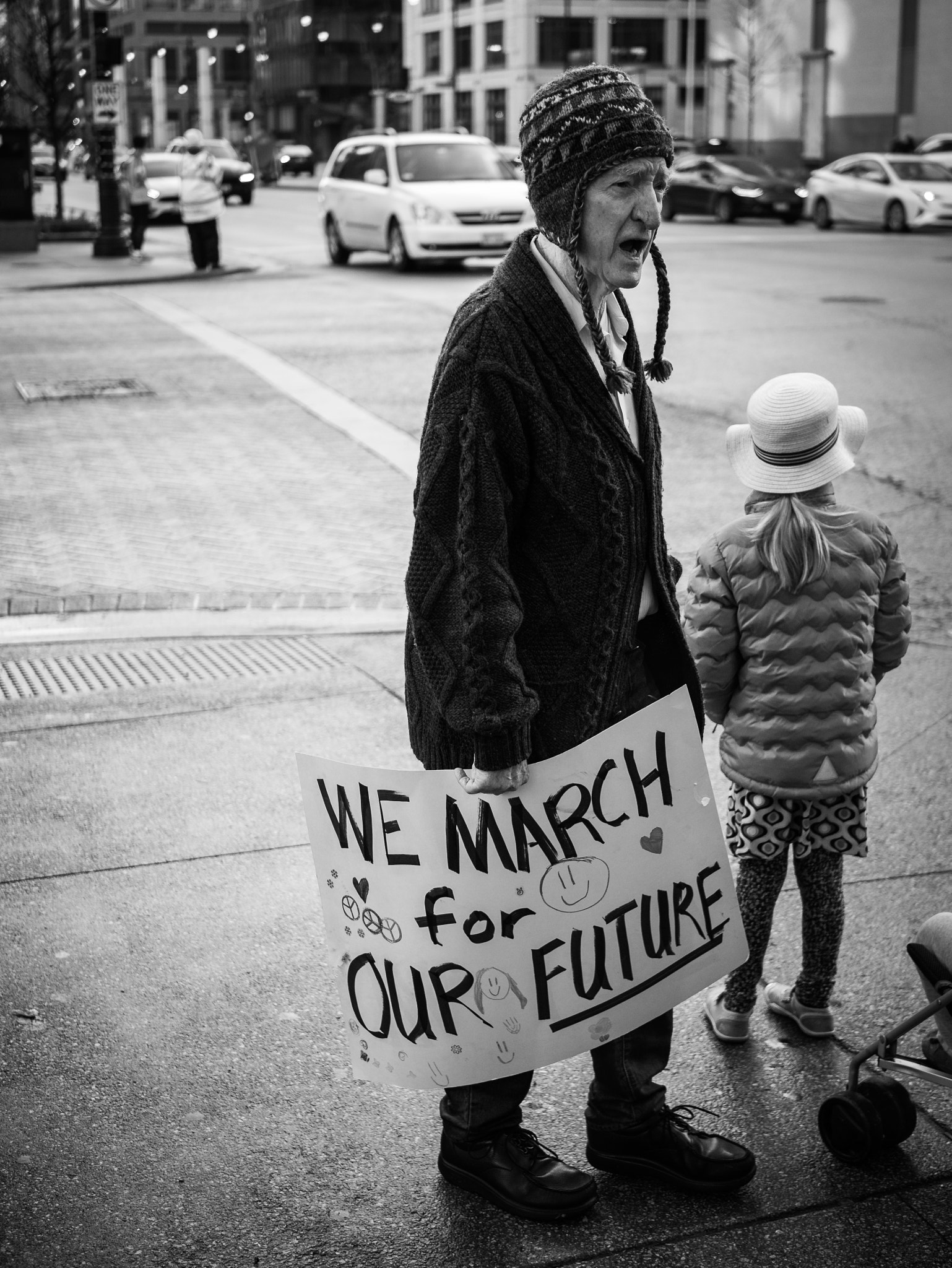 LUMIX G 25/F1.7 sample photo. We march for our future photography
