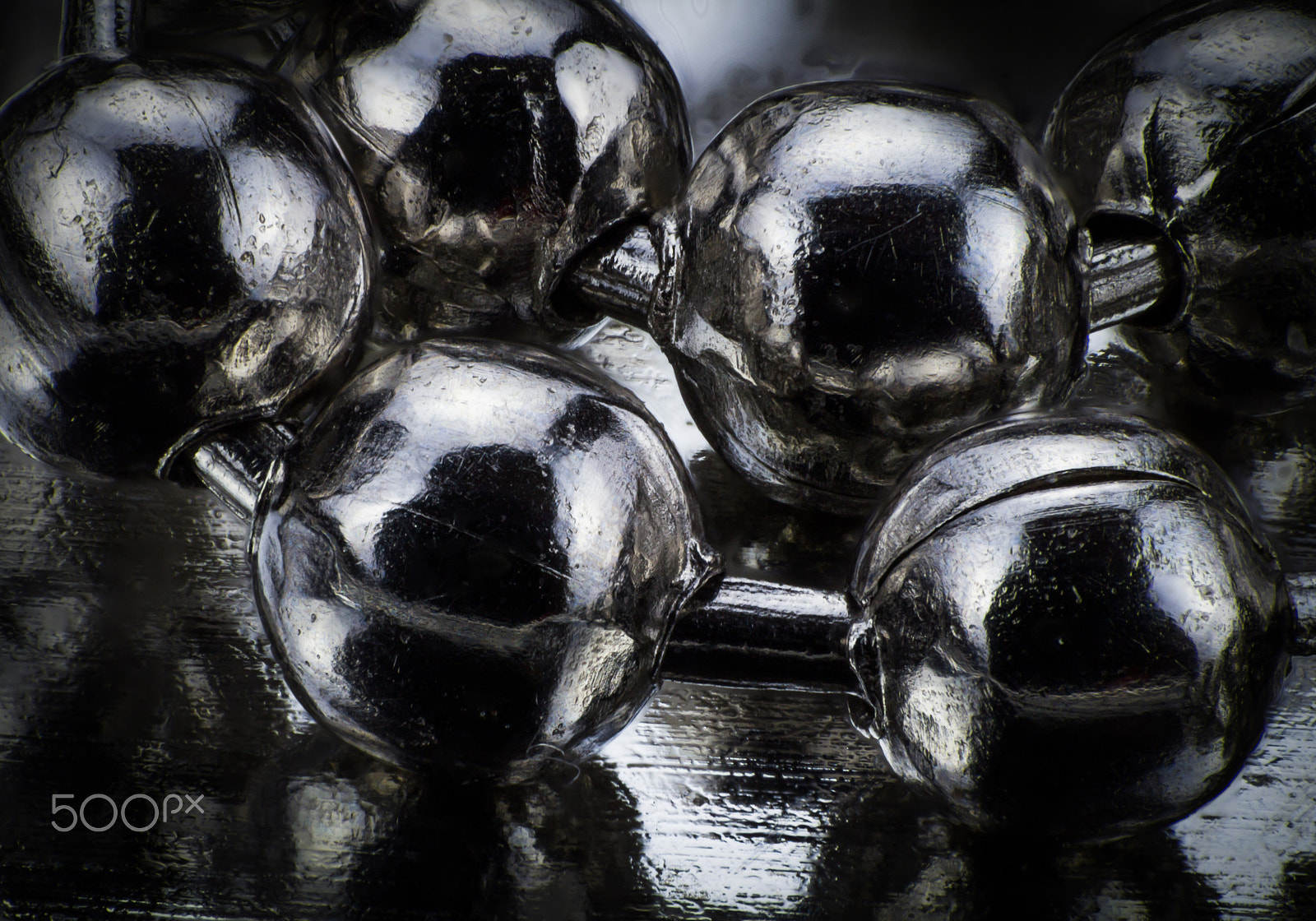 Canon EOS 700D (EOS Rebel T5i / EOS Kiss X7i) sample photo. Big-small wrecking balls photography