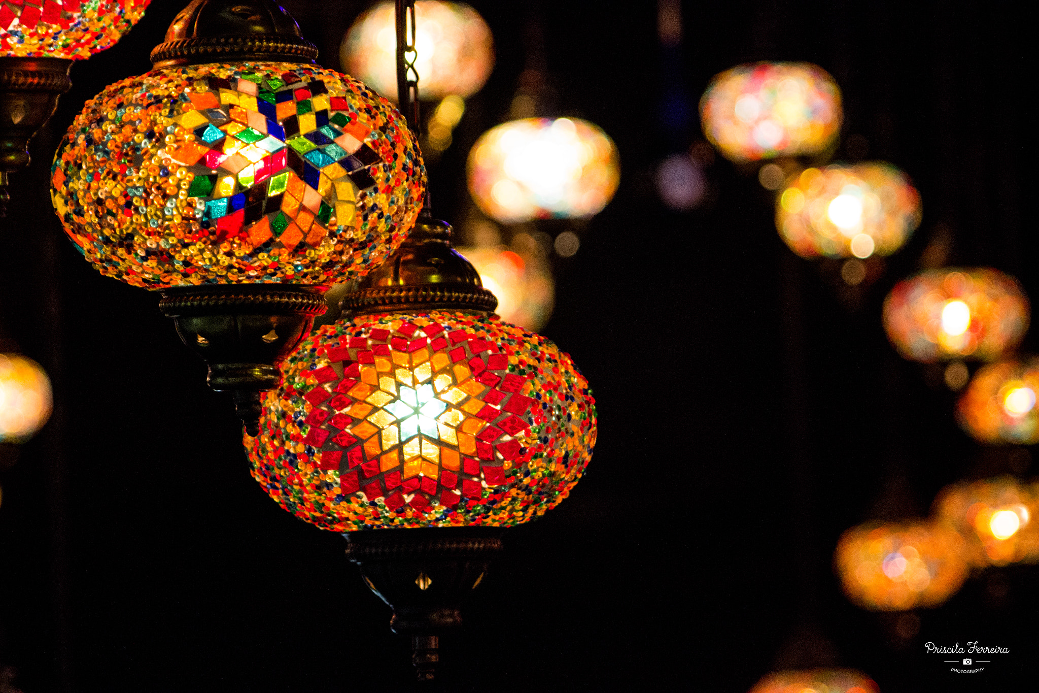 Canon EF 28-105mm f/3.5-4.5 USM sample photo. Arabic lamp photography