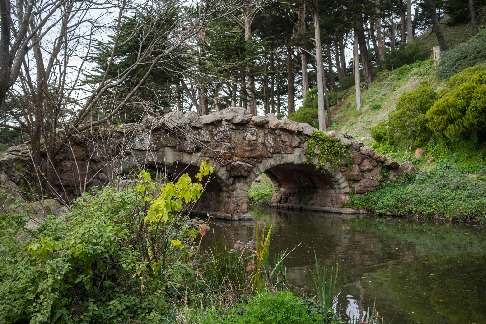 Sony a7R + Sony Sonnar T* FE 35mm F2.8 ZA sample photo. Old bridge photography