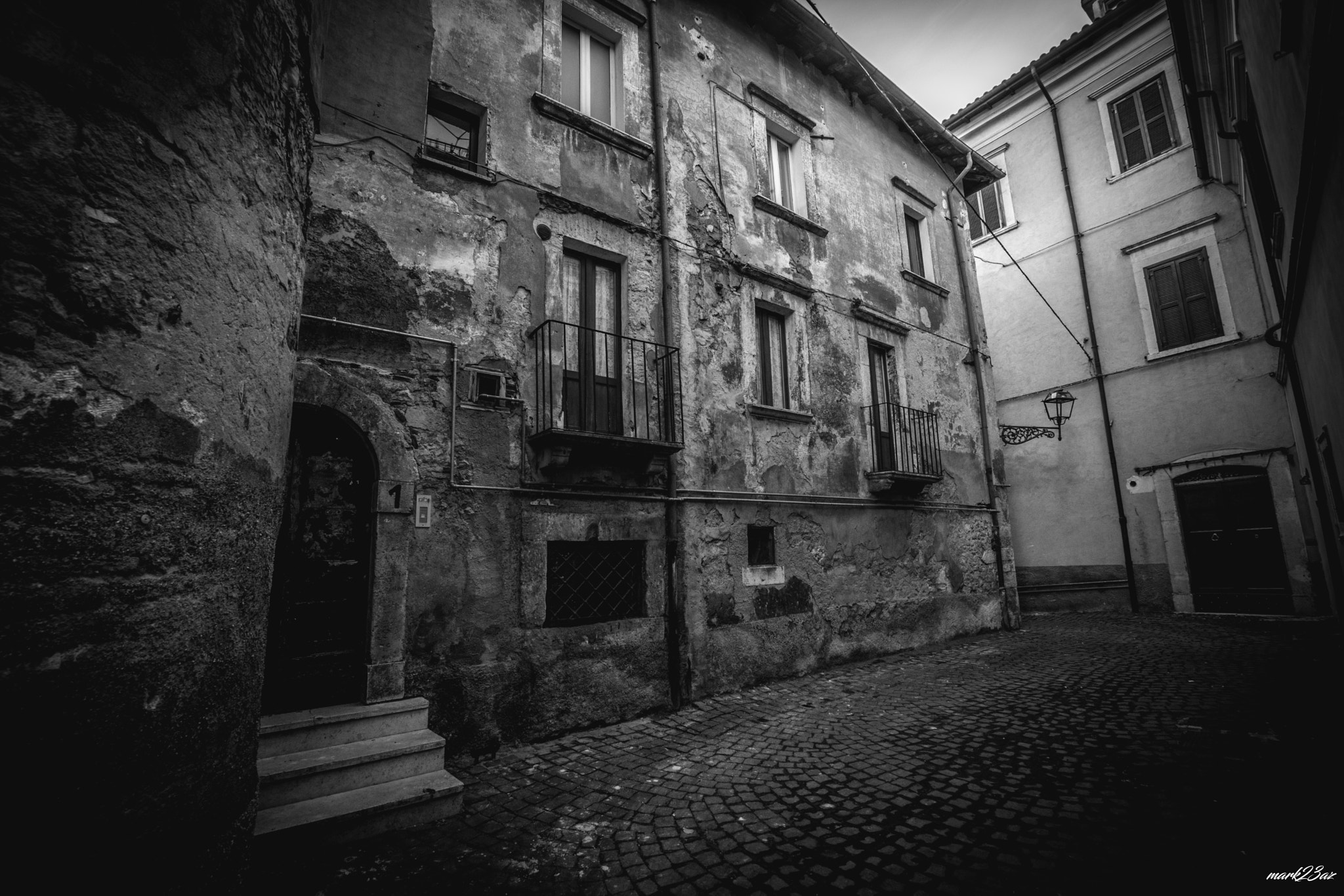 Nikon D3300 + Sigma 10-20mm F3.5 EX DC HSM sample photo. Street tagliacozzo bw photography