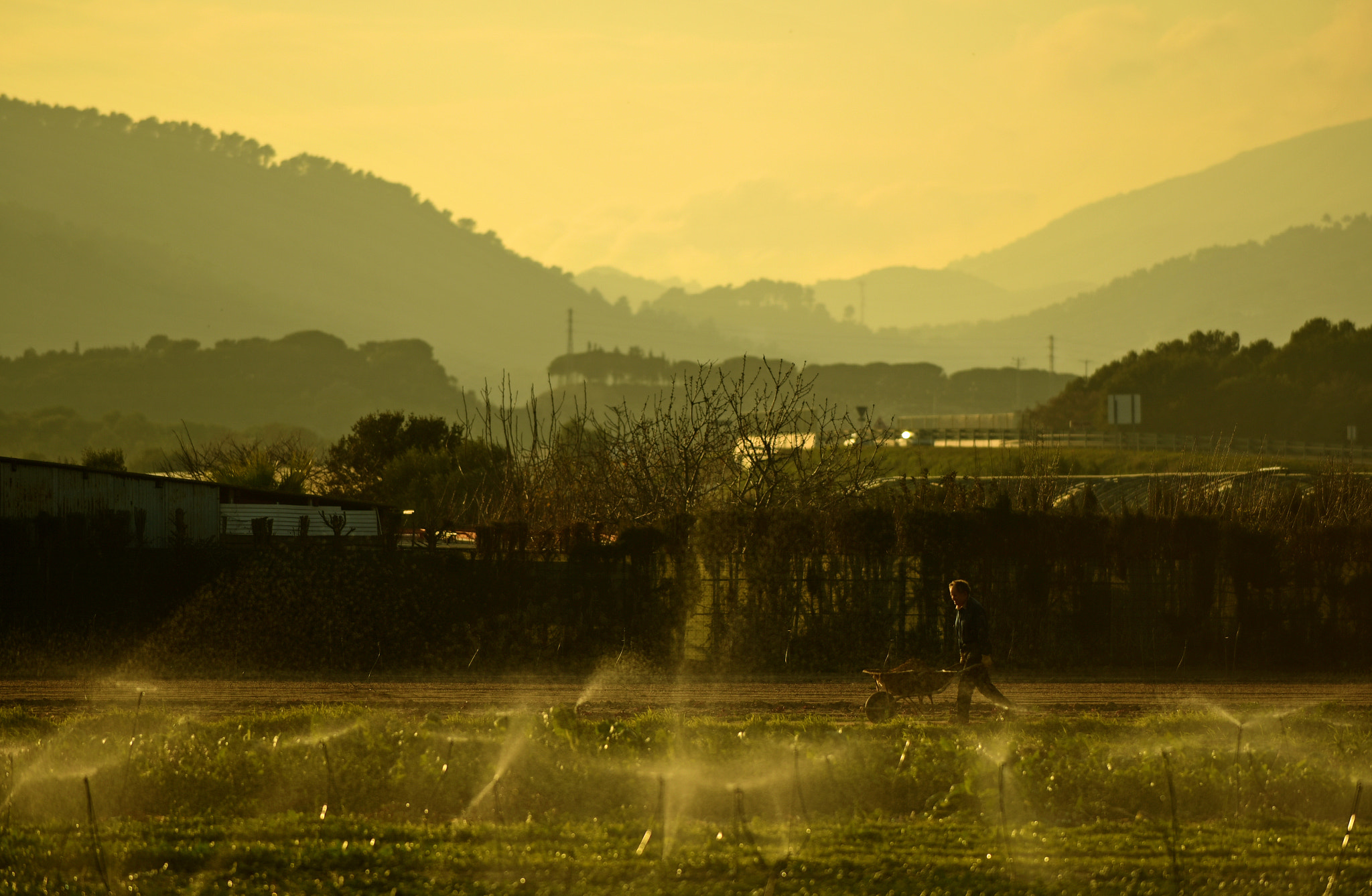 AF Zoom-Nikkor 35-70mm f/2.8 + 2x sample photo. Village life photography