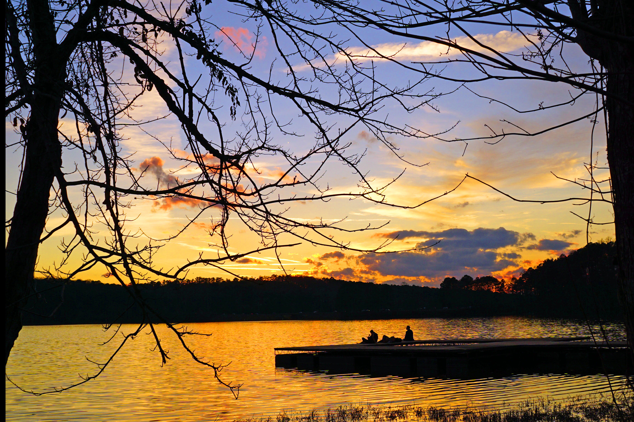 Sony a6000 + Sony E 18-55mm F3.5-5.6 OSS sample photo. February sunset over lake acworth photography