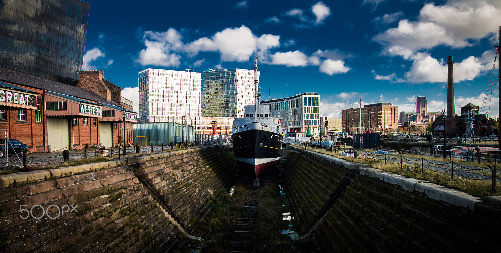 Tamron SP AF 17-50mm F2.8 XR Di II LD Aspherical (IF) sample photo. Liverpool photography
