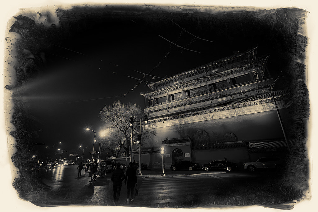 Fujifilm X-E2 + Fujifilm XF 10-24mm F4 R OIS sample photo. The drum tower in beijing photography