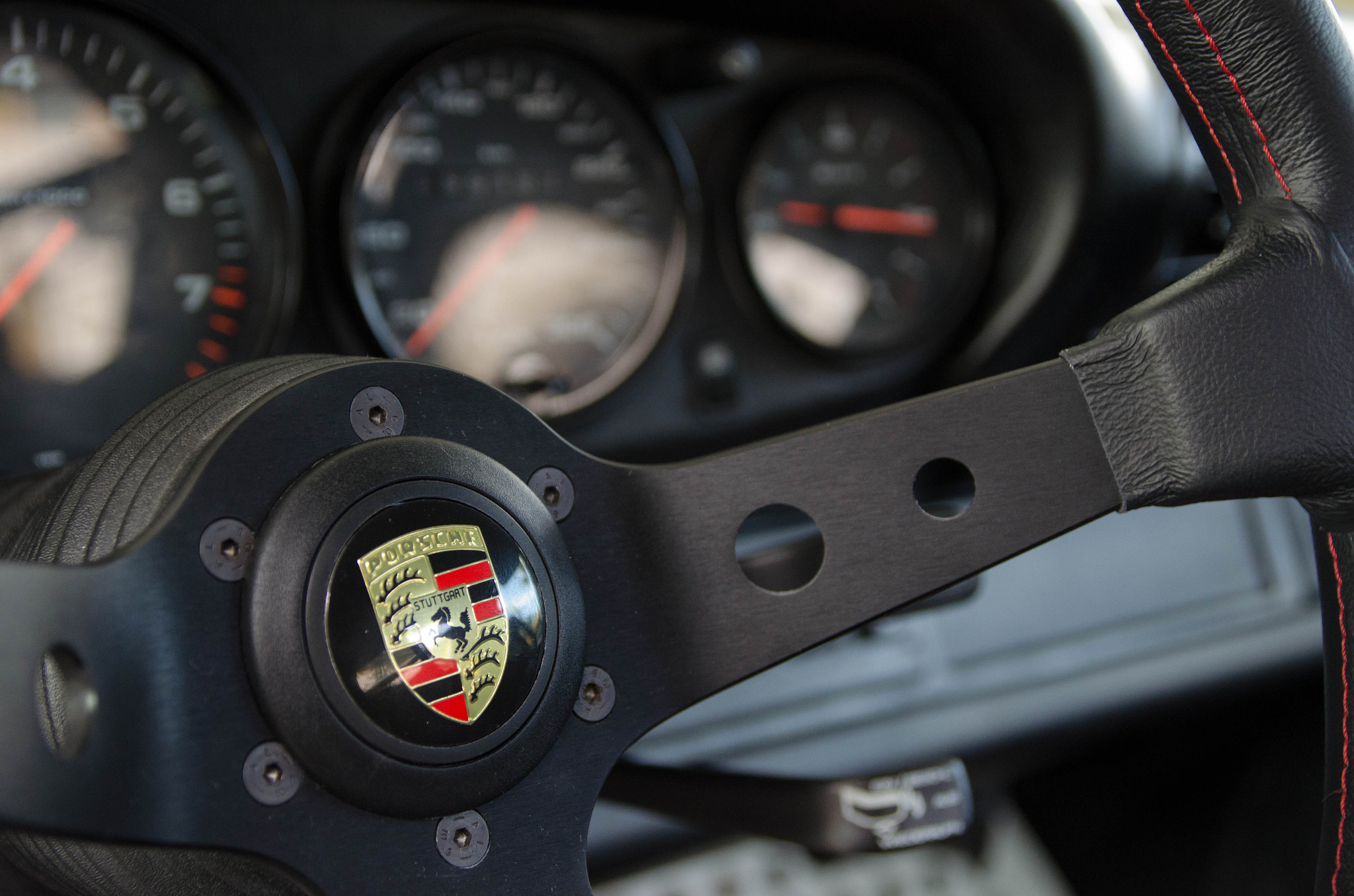 Sigma 17-70mm F2.8-4 DC Macro OS HSM sample photo. Volante porsche photography