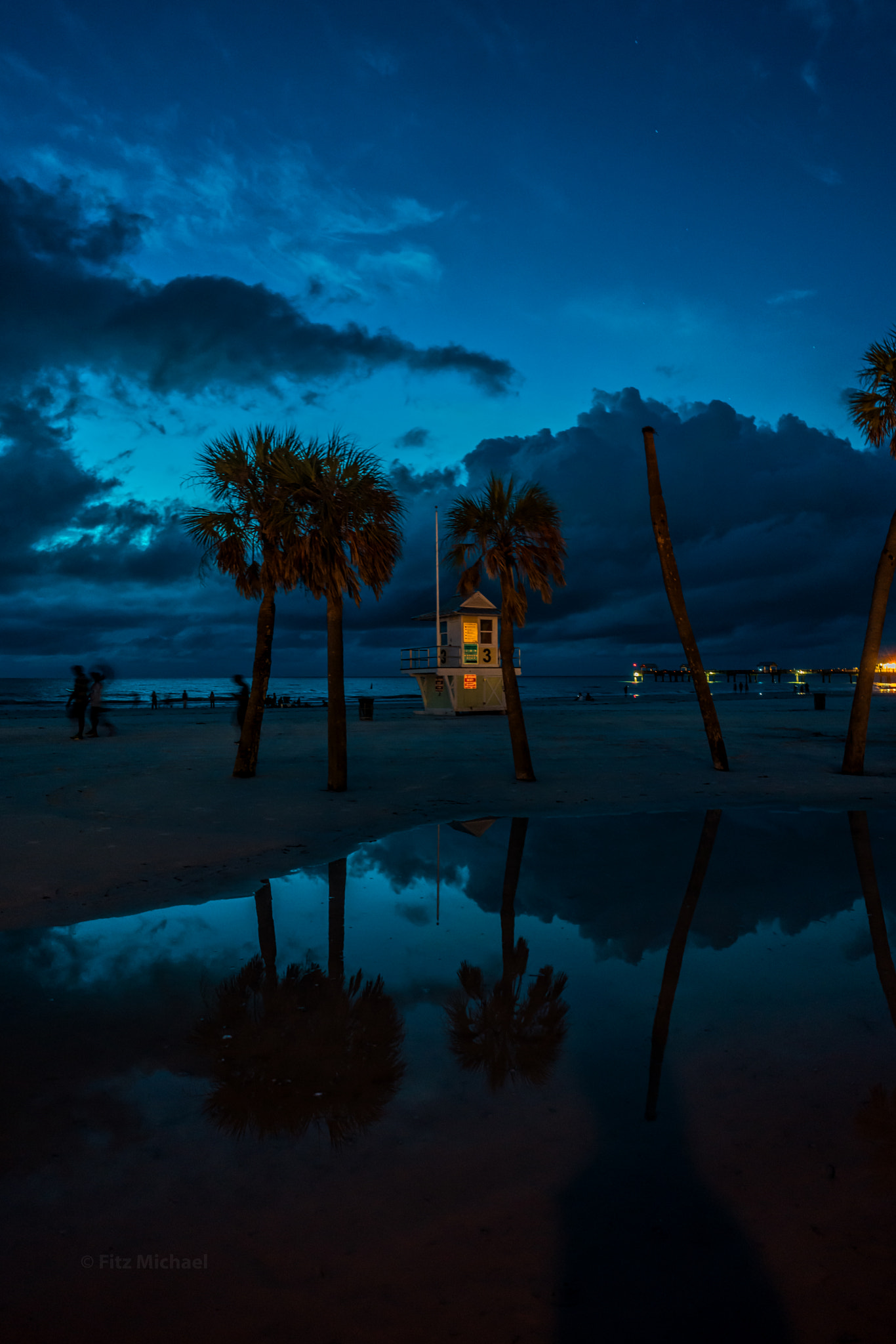 E 21mm F2.8 sample photo. Blue night photography