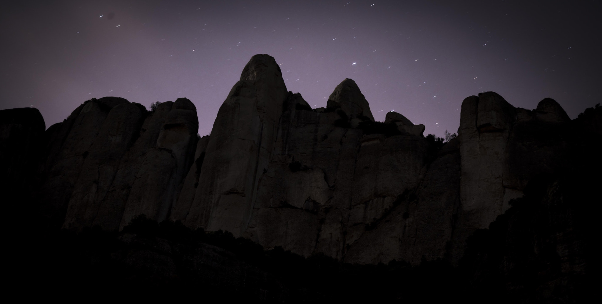 AF Zoom-Nikkor 28-70mm f/3.5-4.5D sample photo. Montserrat photography