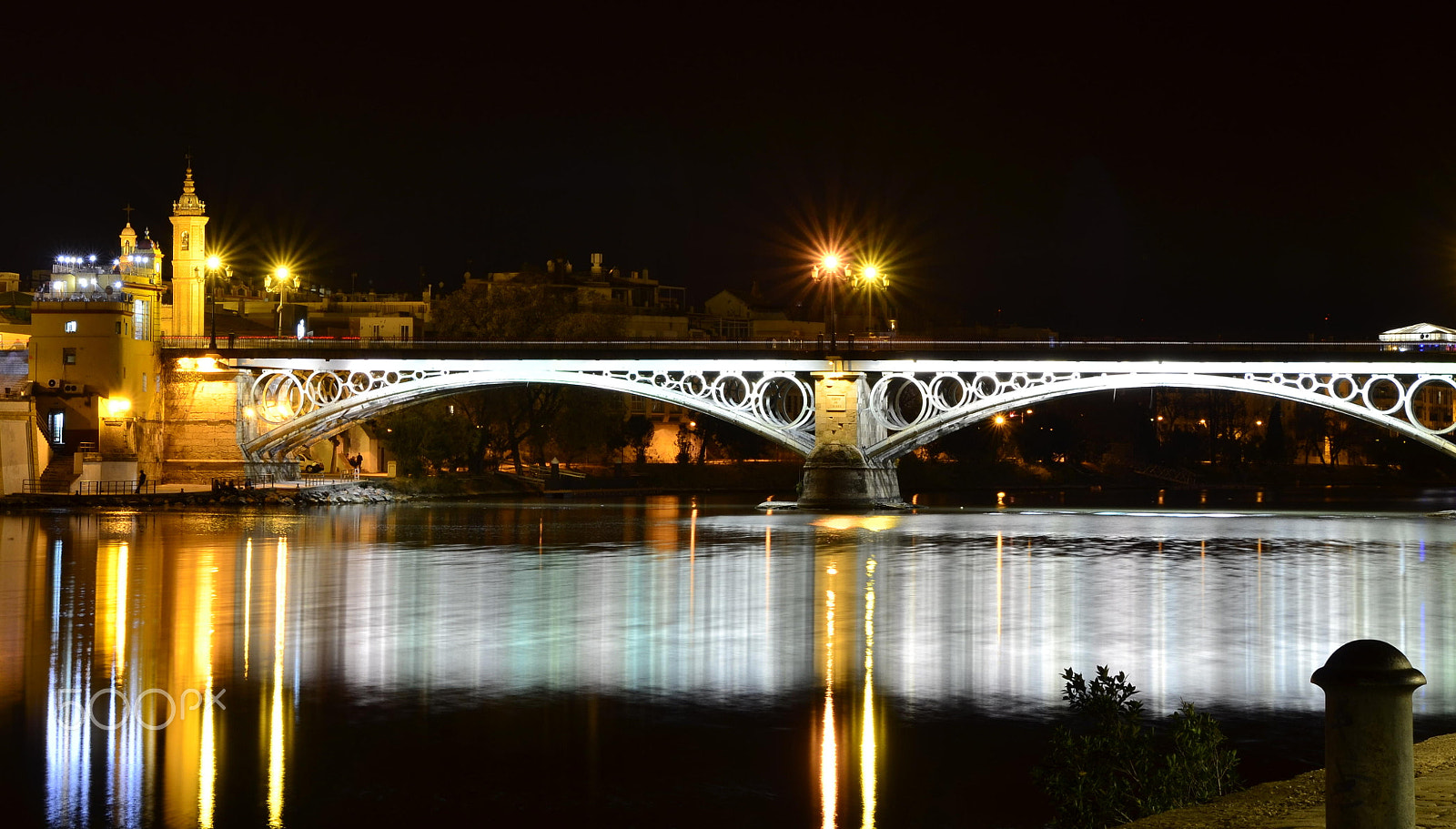 Tamron SP 24-70mm F2.8 Di VC USD sample photo. Puente de triana photography