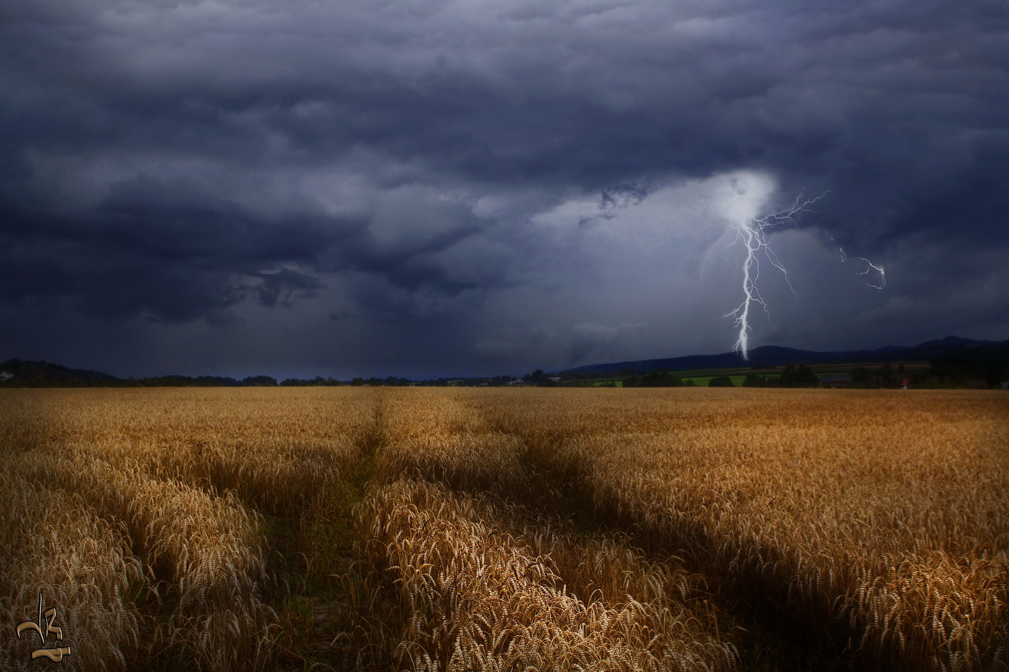 Canon EOS 50D + Sigma 24-70mm F2.8 EX DG Macro sample photo. ~~ minutes before the storm ~~ photography