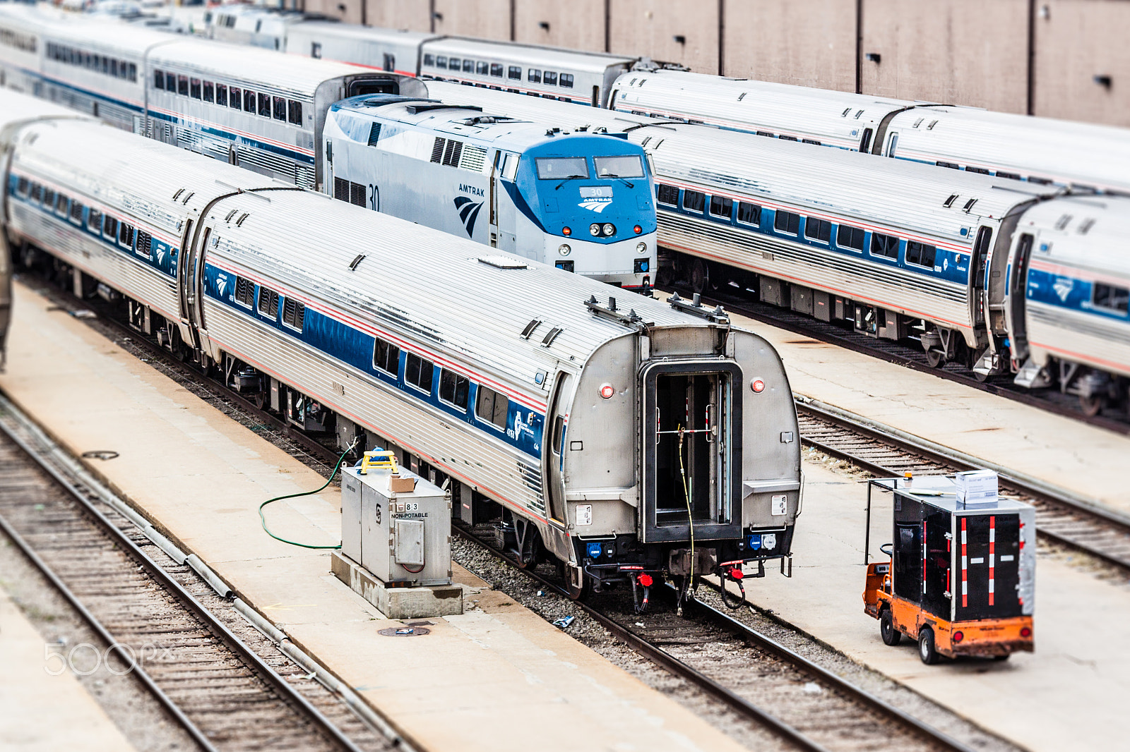 Canon EOS 500D (EOS Rebel T1i / EOS Kiss X3) sample photo. Railway... photography