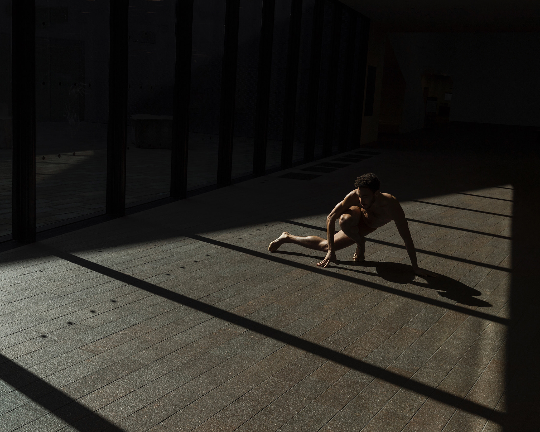 Canon EF 16-35mm F4L IS USM sample photo. Cameras and dancers photography