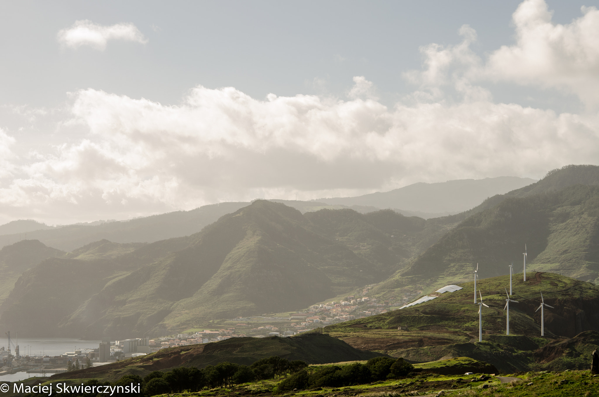 Nikon AF-S Micro-Nikkor 60mm F2.8G ED sample photo. Green energy photography