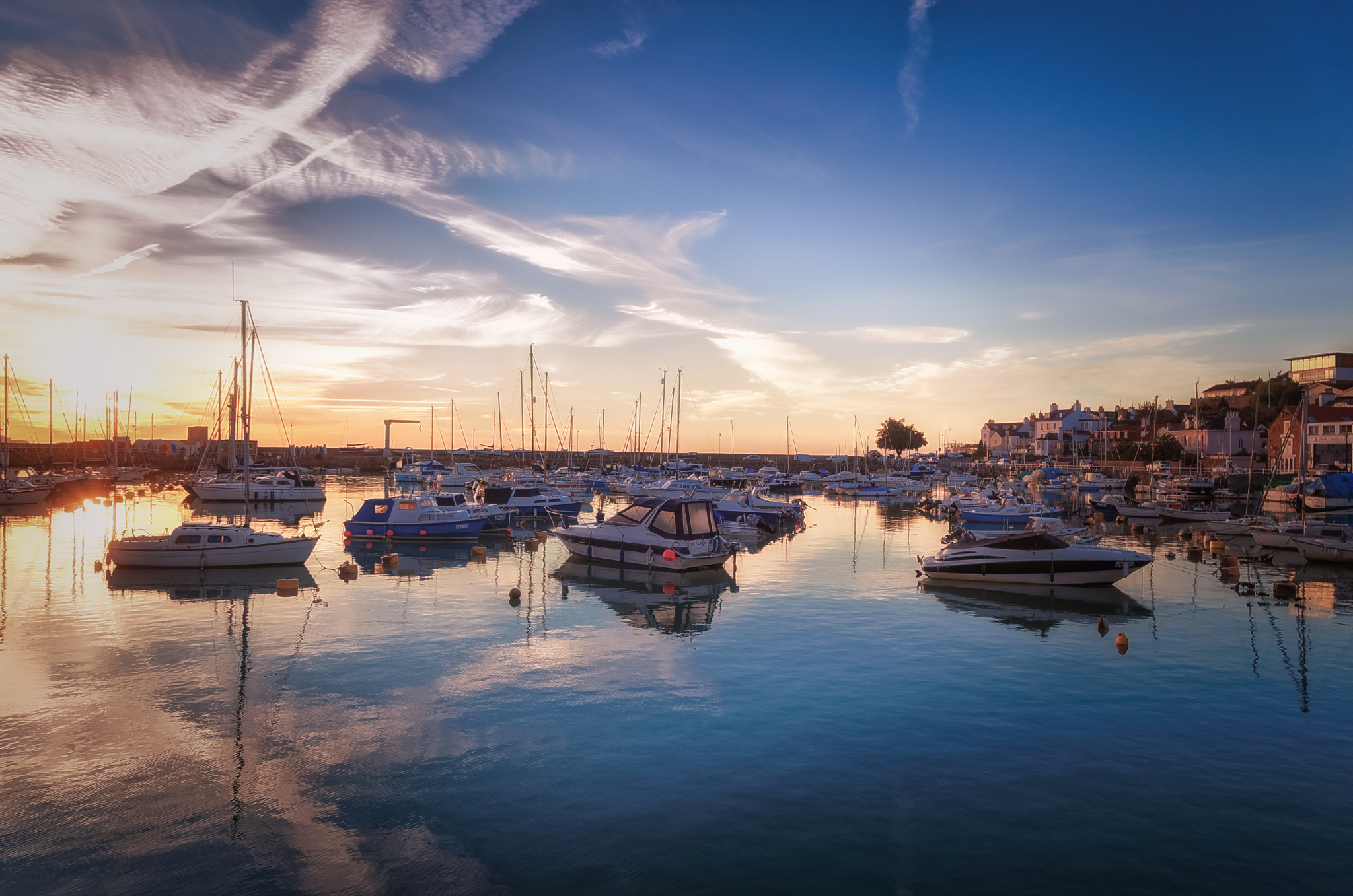 Canon 24.0-105.0 mm sample photo. Sunrise over harbour photography