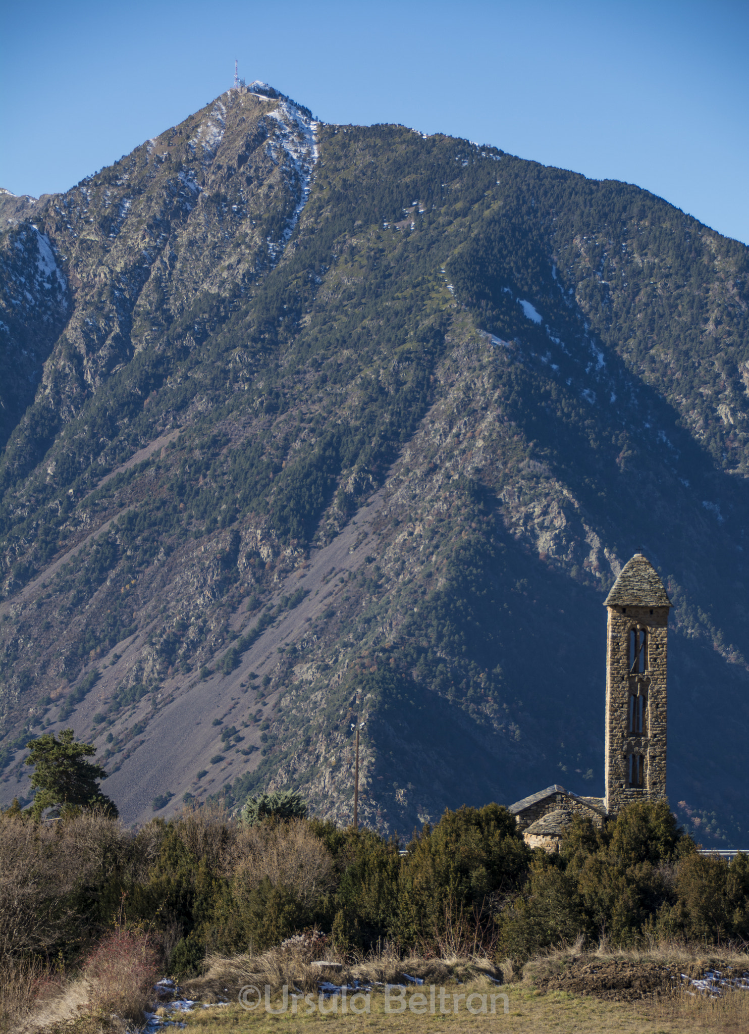 Sigma 18-250mm F3.5-6.3 DC Macro OS HSM sample photo. Sant miquel d'engolasters i pic de carroi photography