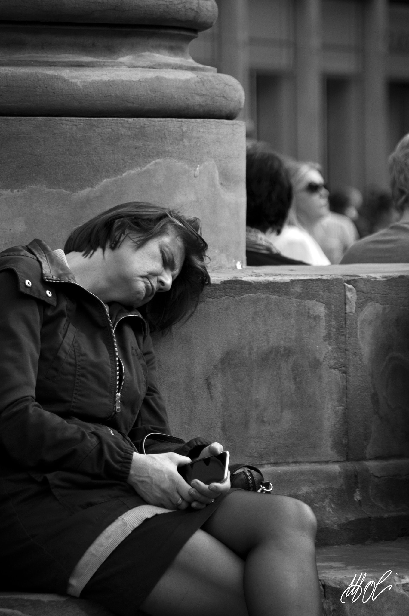 Nikon D90 + Sigma 18-200mm F3.5-6.3 DC sample photo. Sleeping on the stone photography