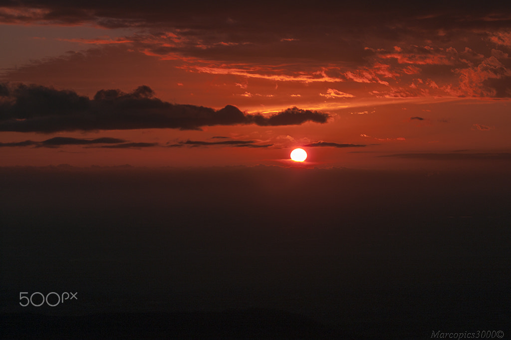 Canon EOS 500D (EOS Rebel T1i / EOS Kiss X3) sample photo. Sunset and clouds () photography