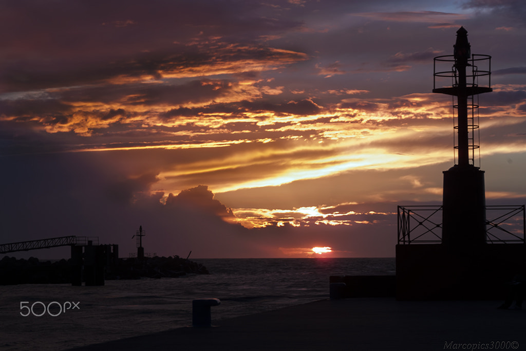 Canon EOS 500D (EOS Rebel T1i / EOS Kiss X3) sample photo. Tramonto al porto photography
