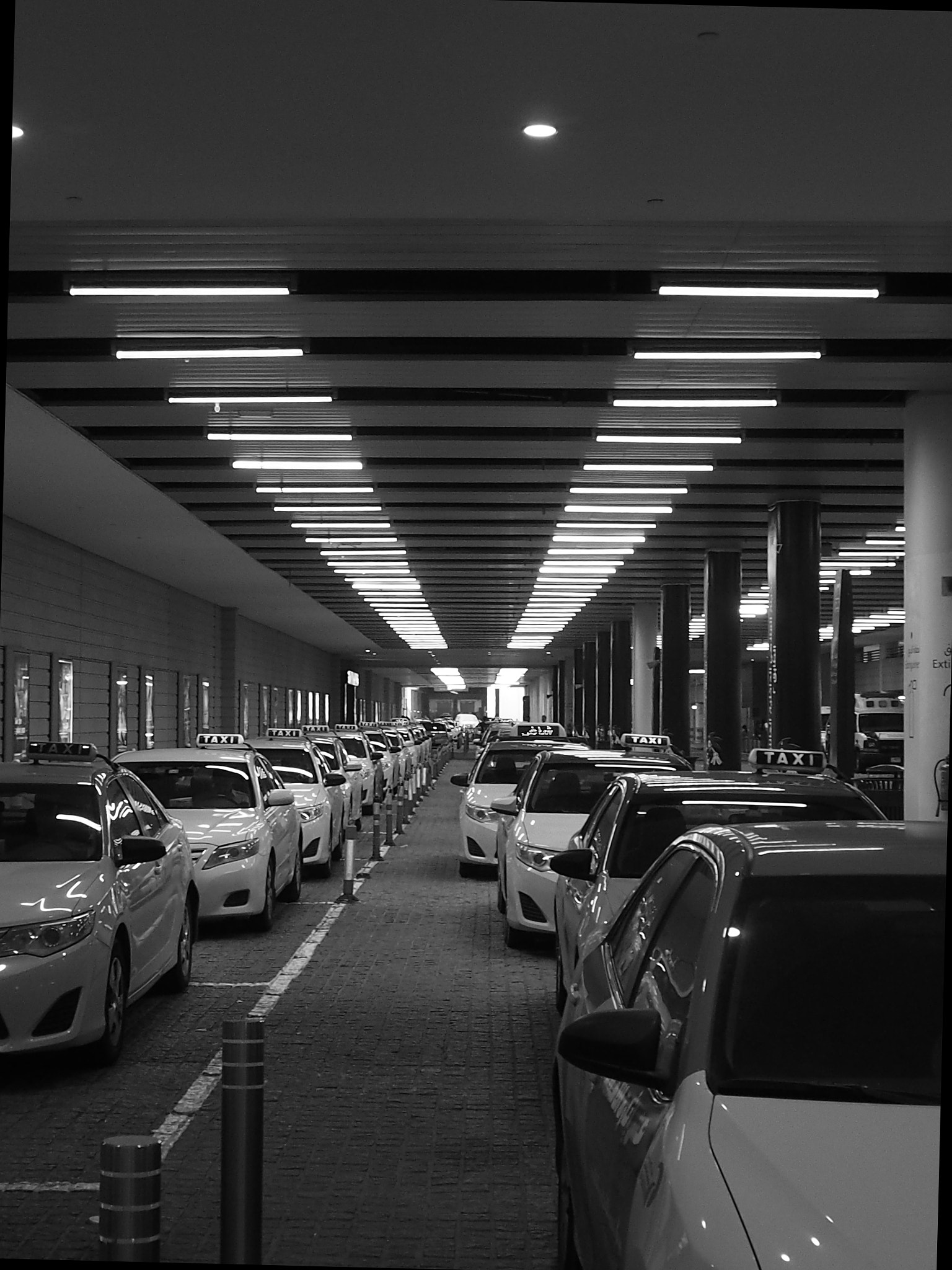 Olympus PEN E-PL5 sample photo. Taxi photography