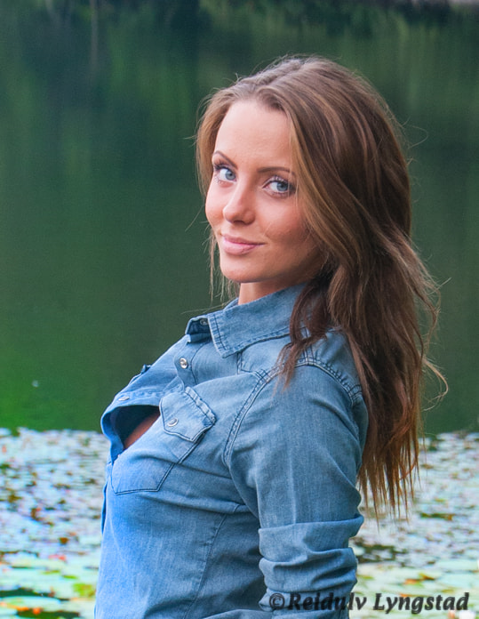 Nikon D300 sample photo. Young lady by the lake. photography