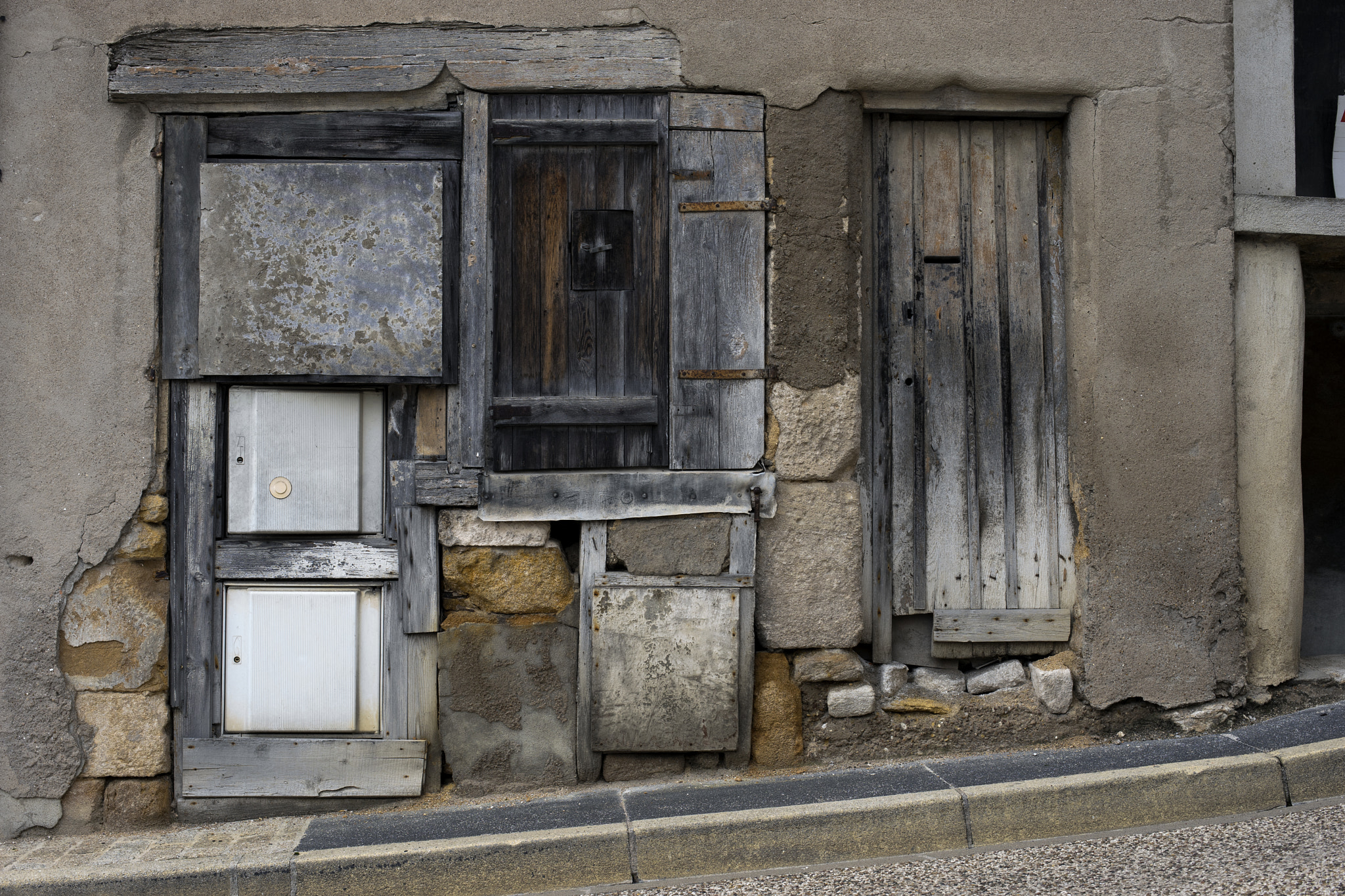 Sony a7 II + Canon EF 50mm F1.4 USM sample photo. France photography