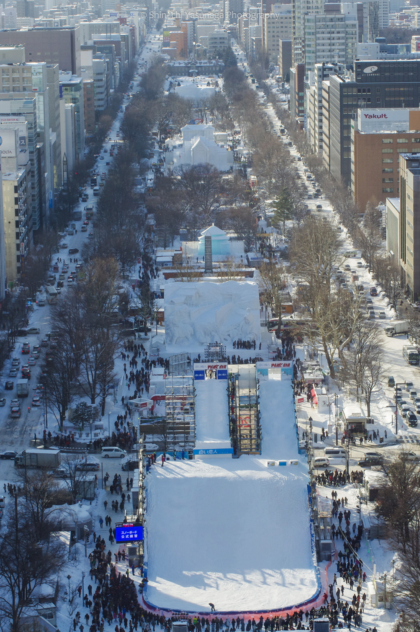 Pentax K-x + Tamron AF 70-300mm F4-5.6 LD Macro 1:2 sample photo. Odori park from sapporo tv tower sapporo city,japan. photography