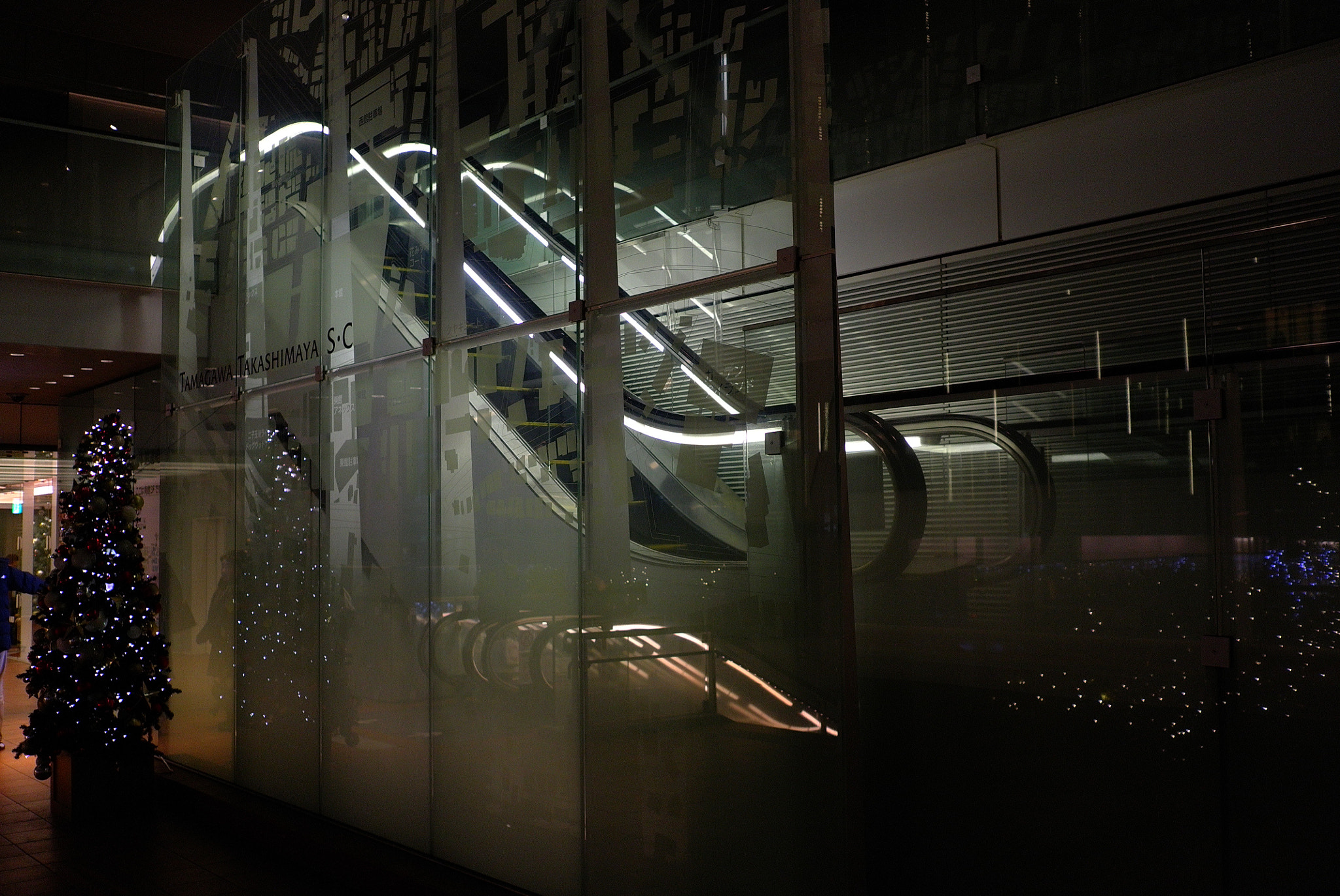 Leica X1 sample photo. Small elevator photography