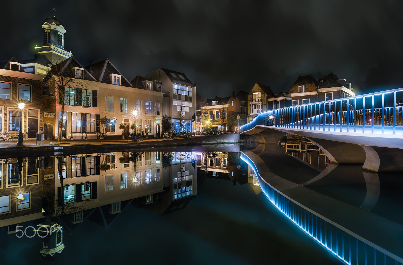 Nikon D600 + Nikon AF-S Nikkor 20mm F1.8G ED sample photo. Reflected leiden photography