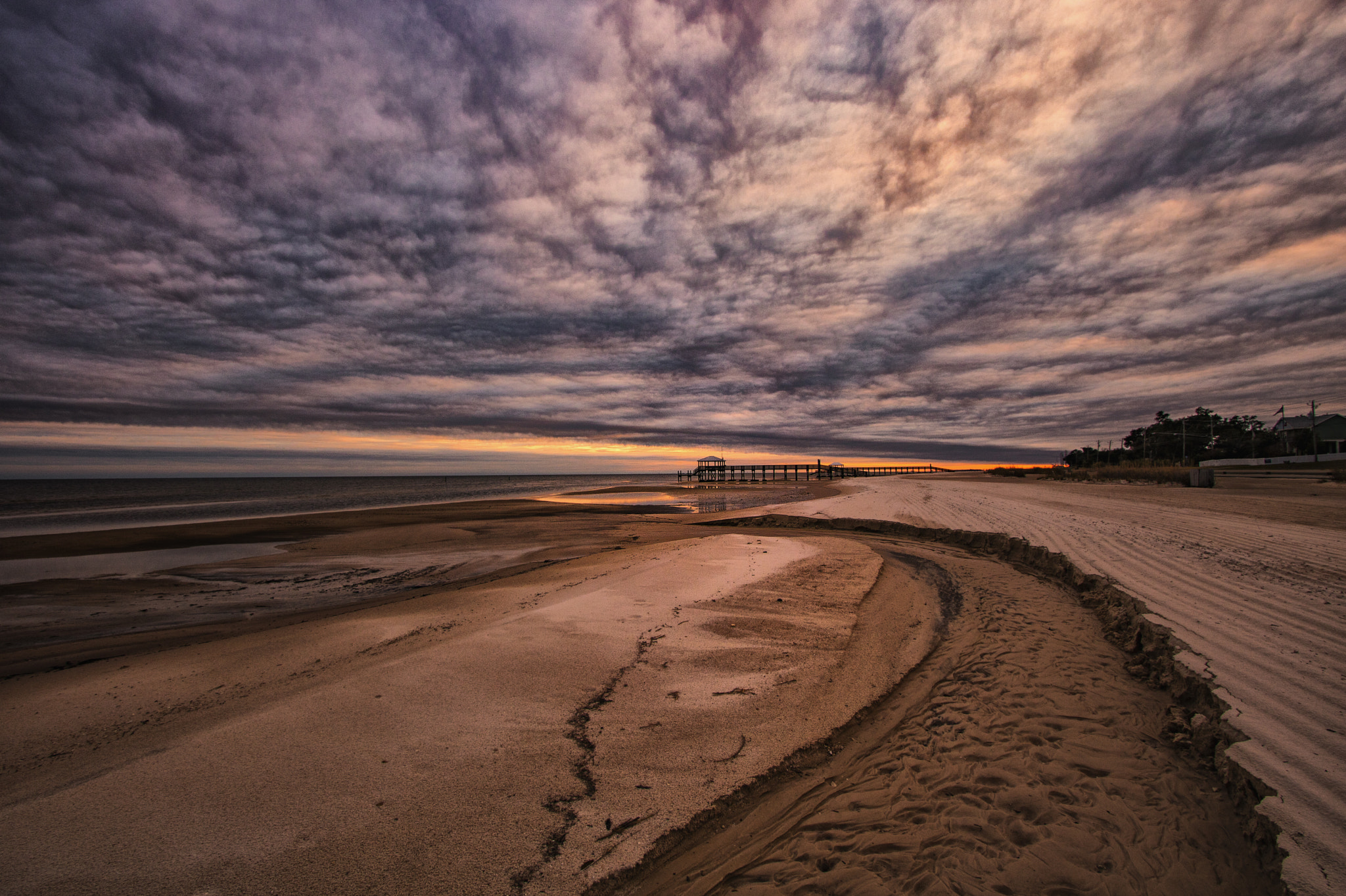 Canon EF-S 10-22mm F3.5-4.5 USM sample photo. Dusk clouds photography