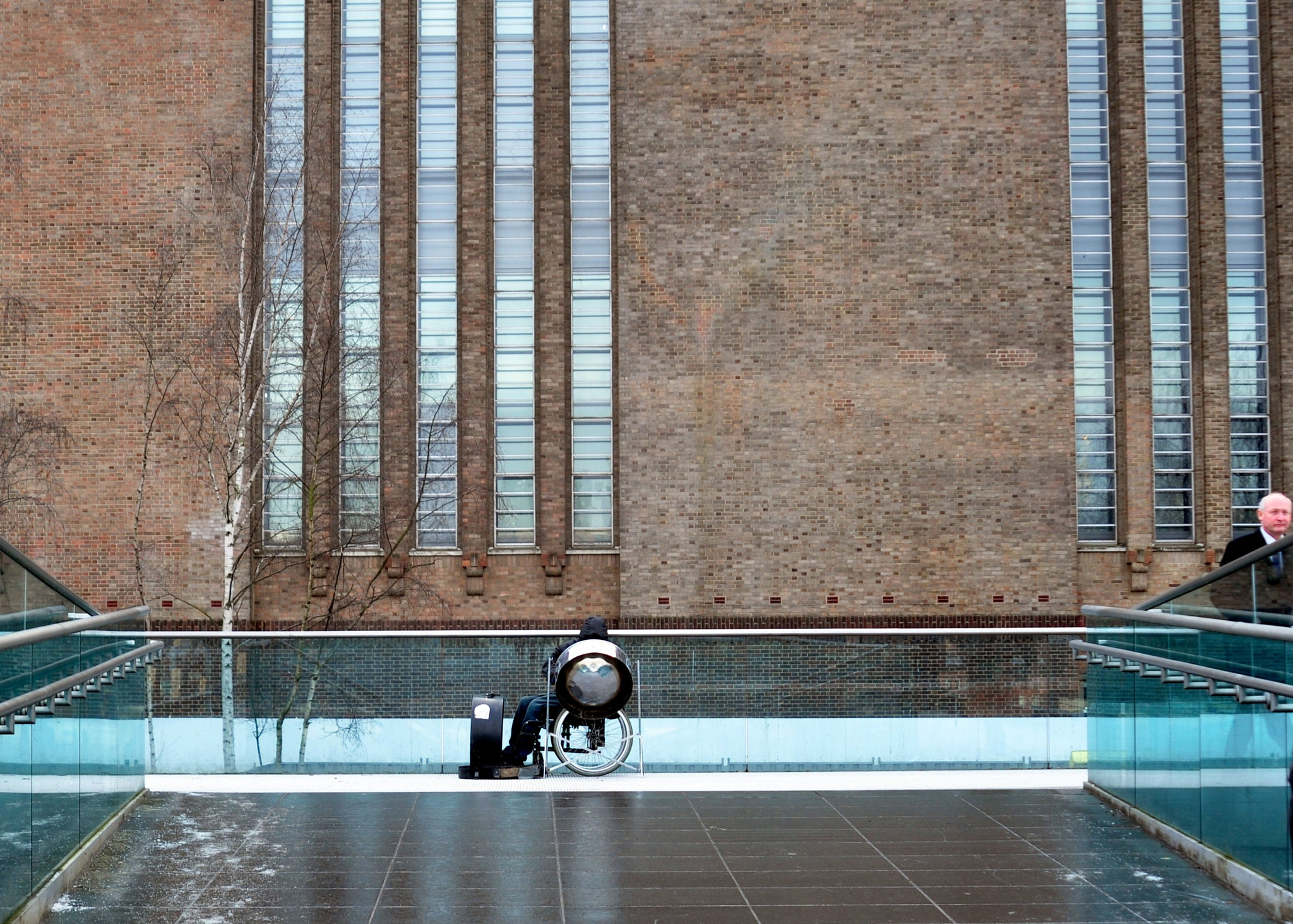 Sigma 28-300mm F3.5-6.3 DG Macro sample photo. Streetscapes - music photography