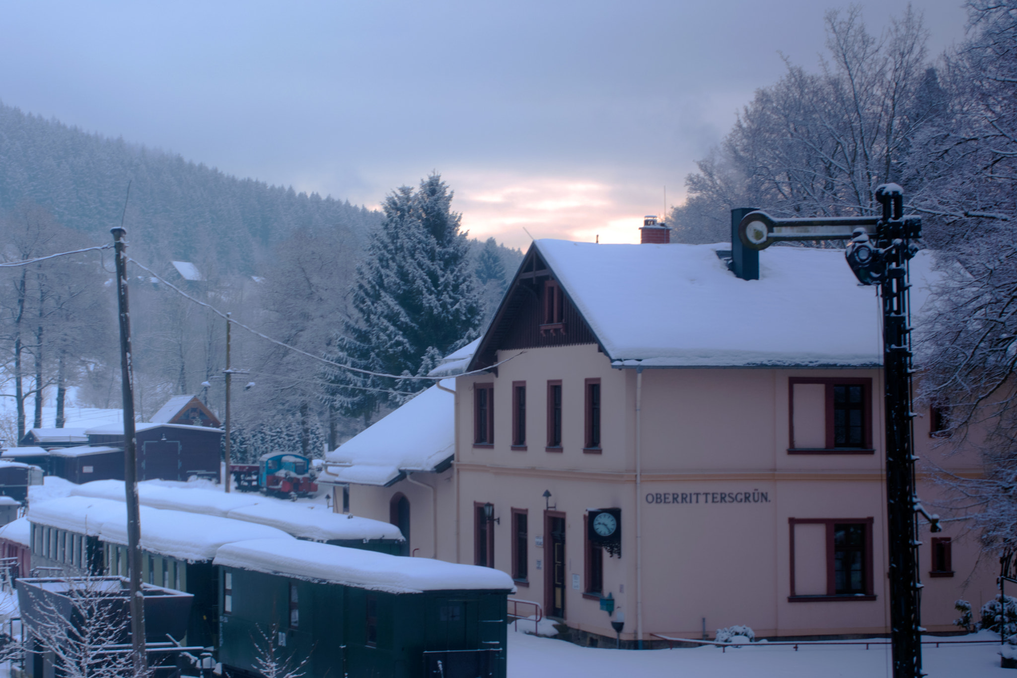 Nikon D5200 + Nikon AF-S Nikkor 50mm F1.4G sample photo. Narrow-gauge railway museum - winter morning sun photography