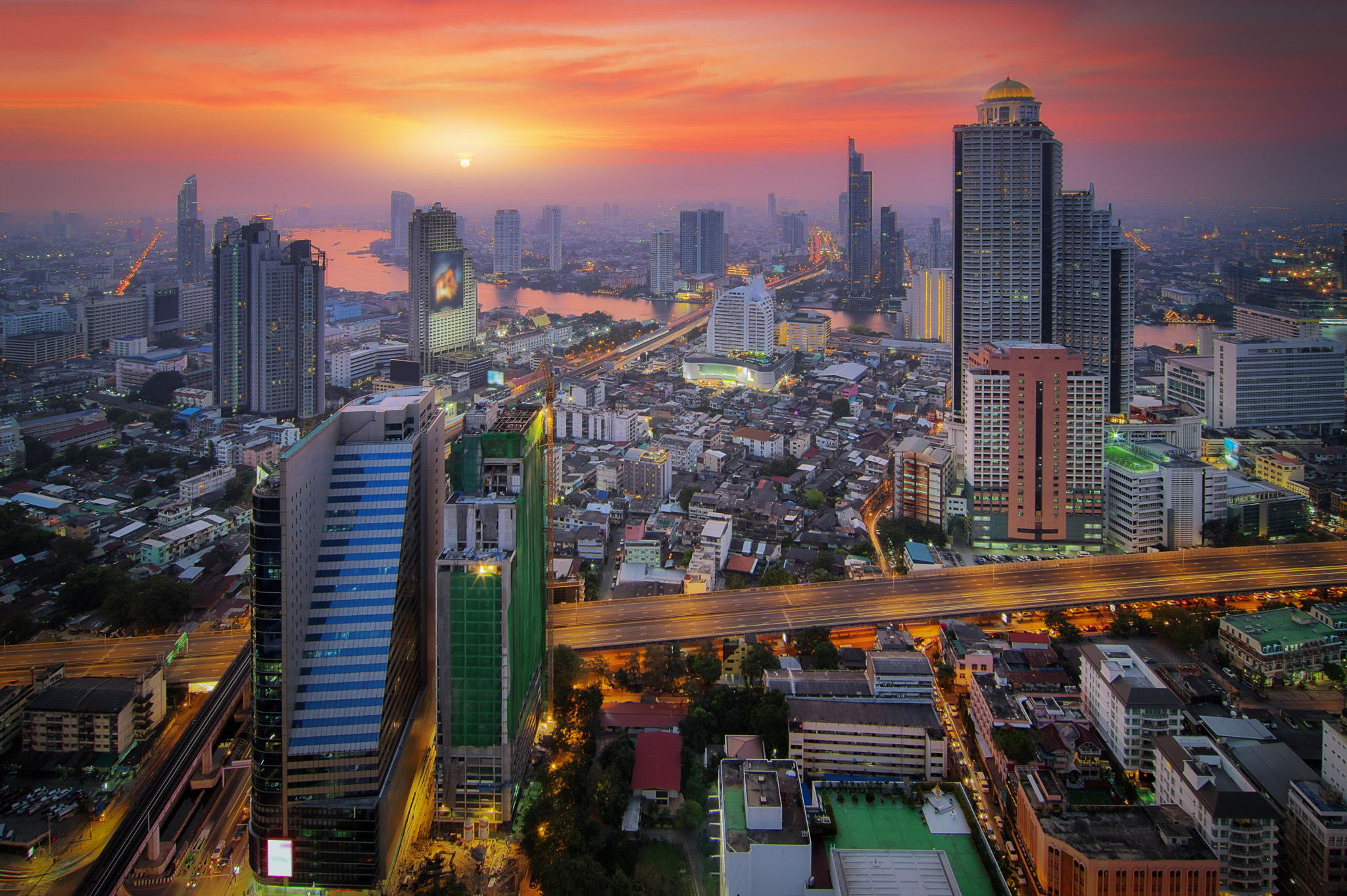 Pentax K-3 II + Pentax smc DA 12-24mm F4.0 ED AL (IF) sample photo. Bangkok sundown. photography