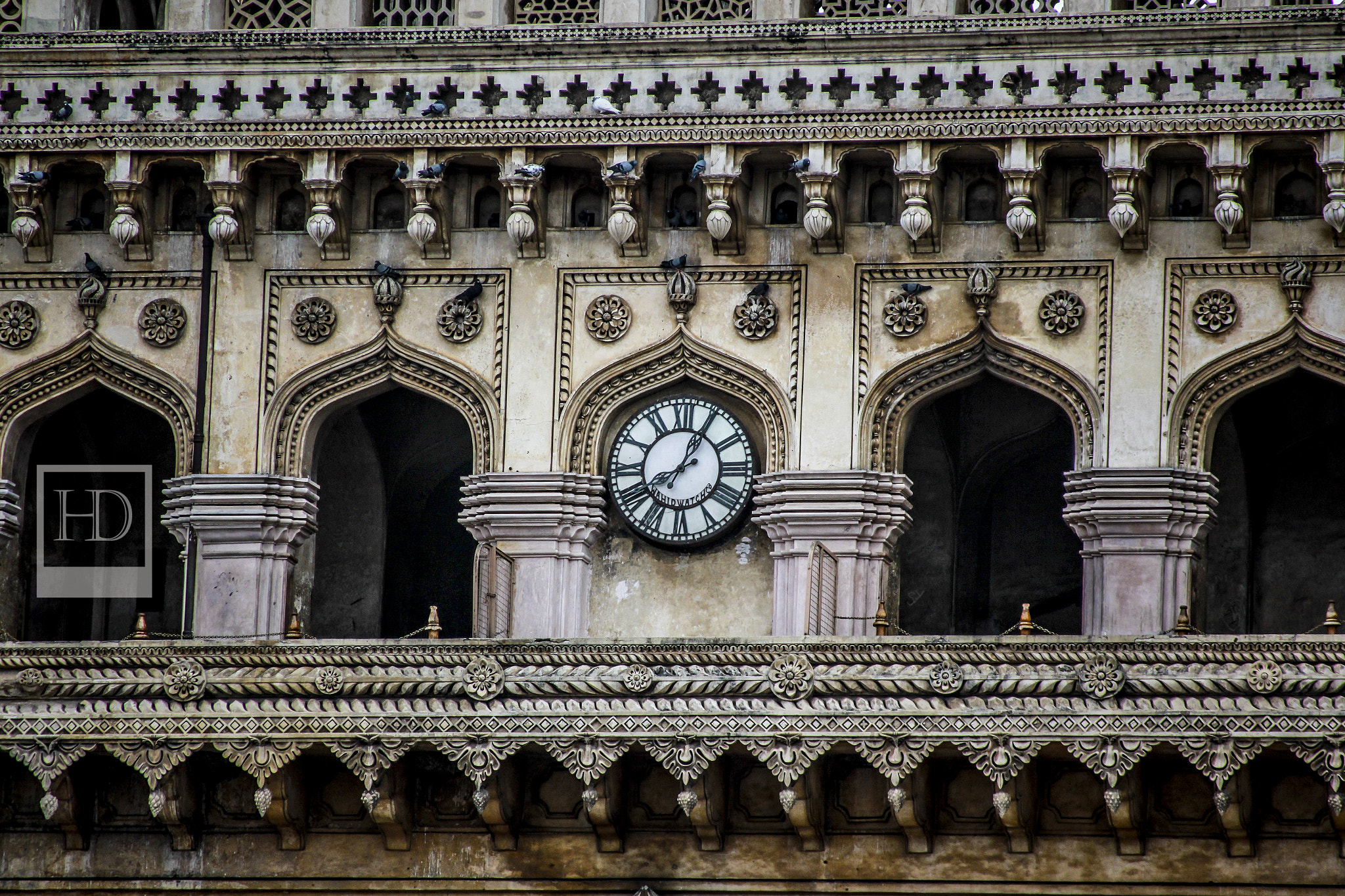 Canon EF 28-135mm F3.5-5.6 IS USM sample photo. Intricacies of nizam architecture photography