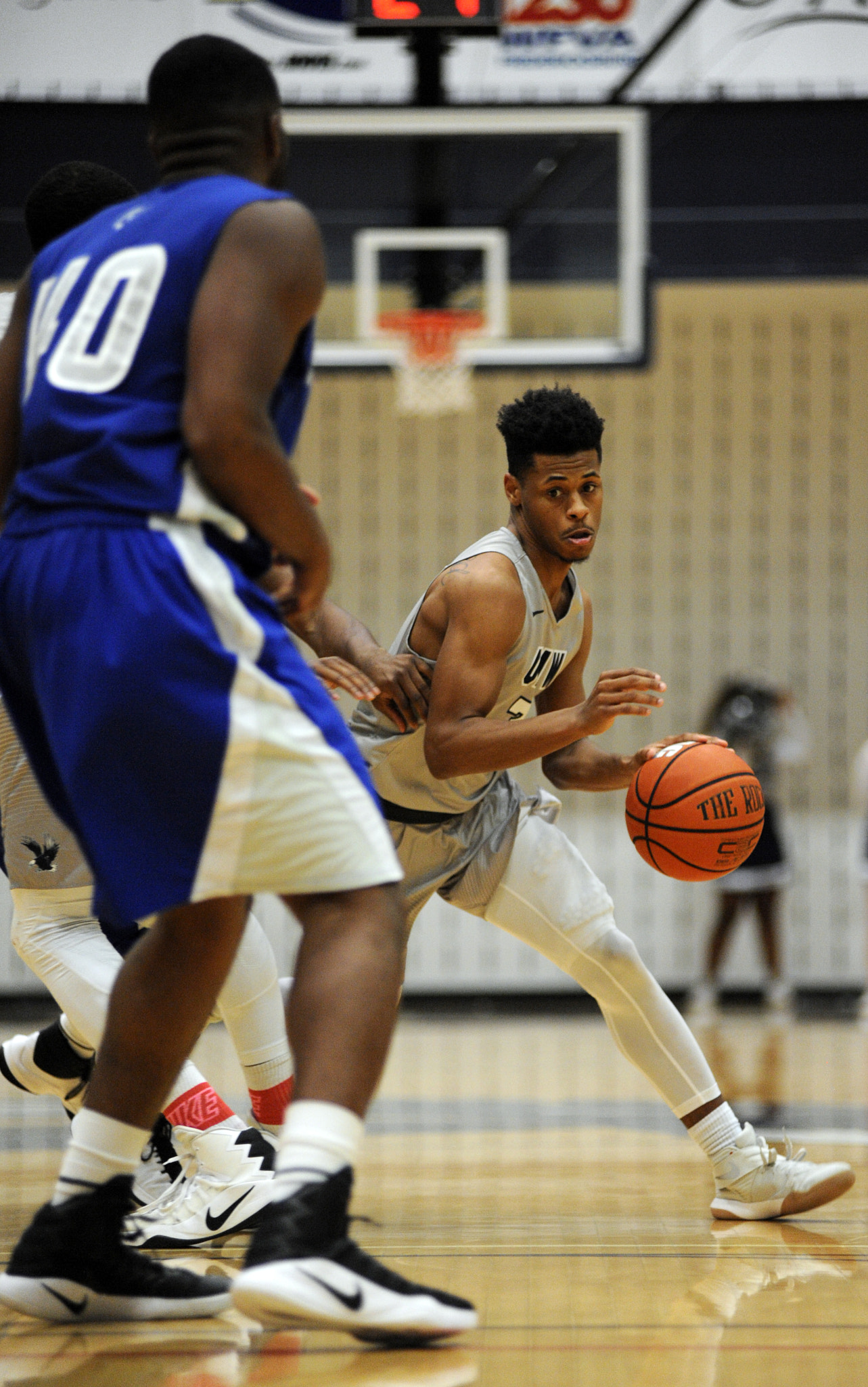 Nikon D700 sample photo. Basketball photography