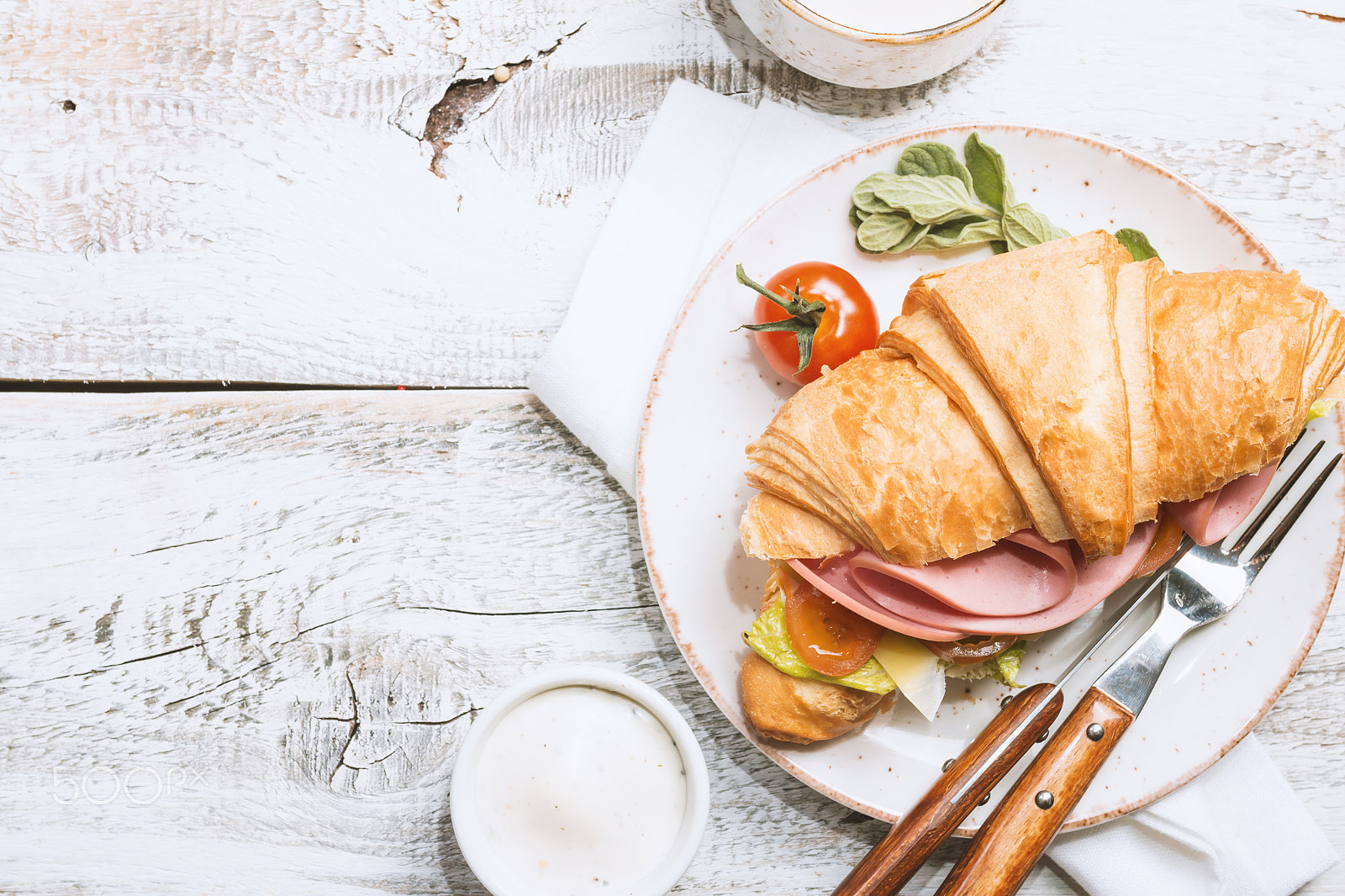 Canon EOS 70D + Sigma 35mm F1.4 DG HSM Art sample photo. Fresh croissant sandwich photography