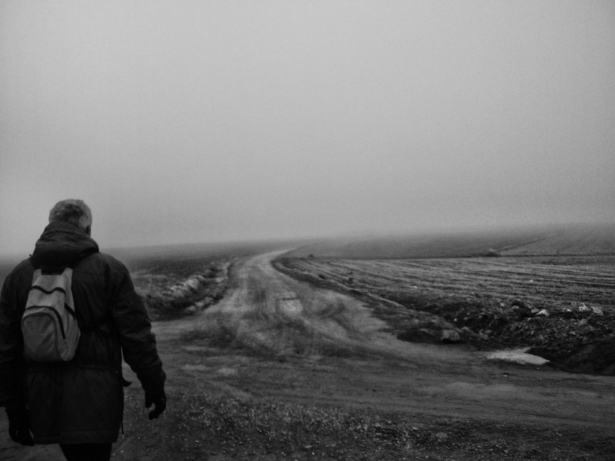Olympus u740,S740 sample photo. On the road. photography