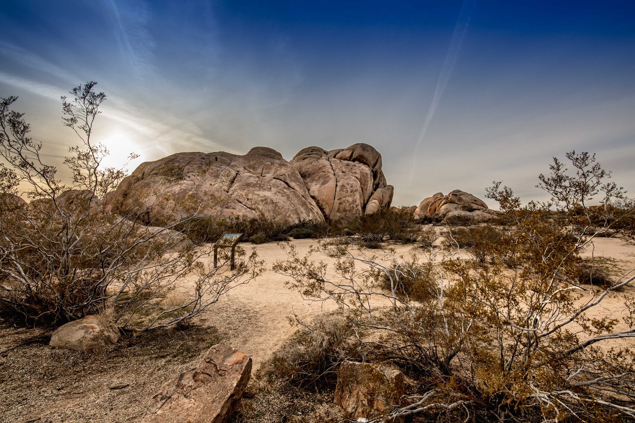 Canon EOS 5DS + Canon EF 300mm f/2.8L sample photo. The rock photography