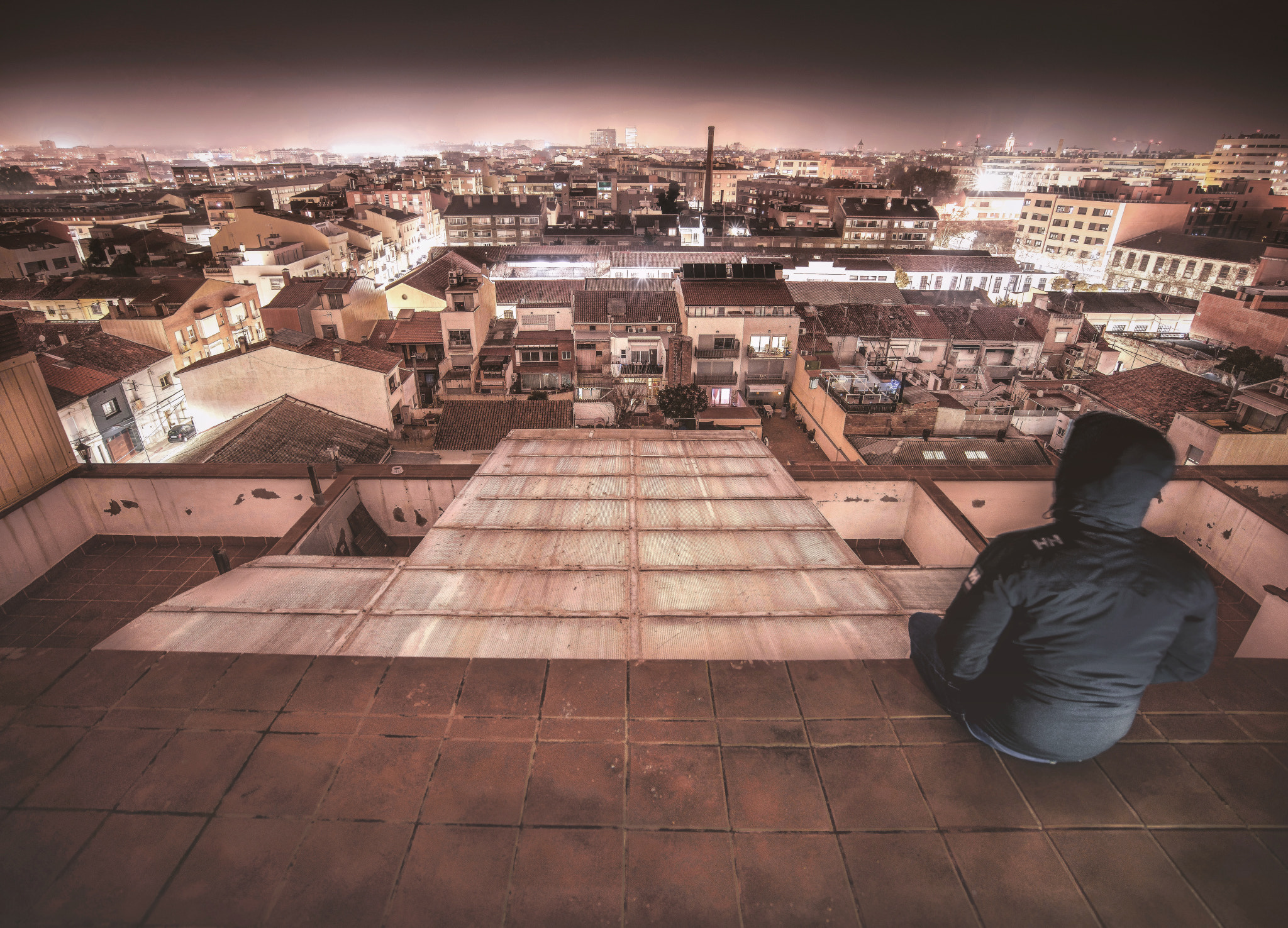 Sony a7R II + Sony Vario-Tessar T* FE 16-35mm F4 ZA OSS sample photo. The city photography
