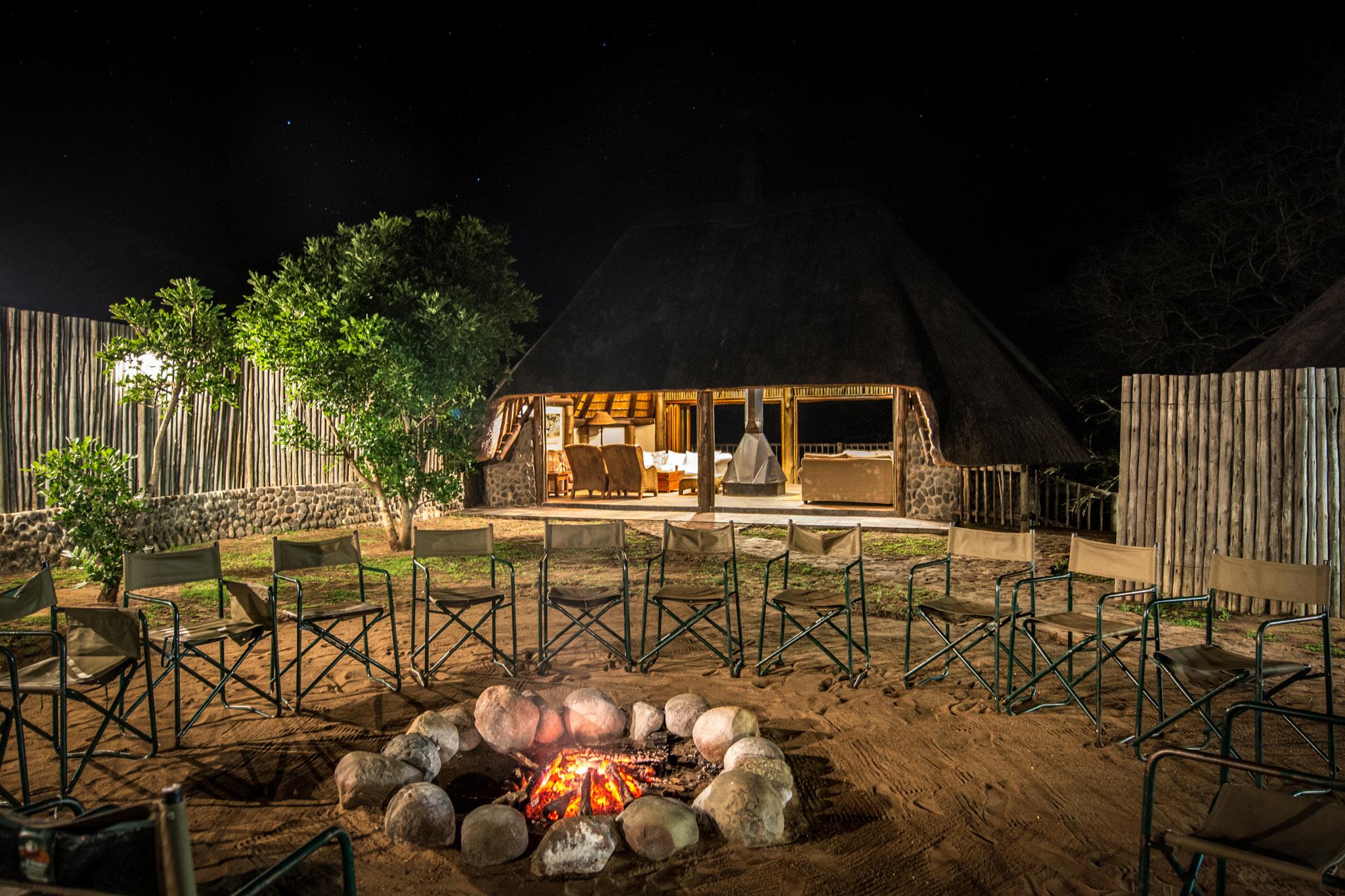 Nikon AF-S Nikkor 14-24mm F2.8G ED sample photo. Rhinoriverlodge photography