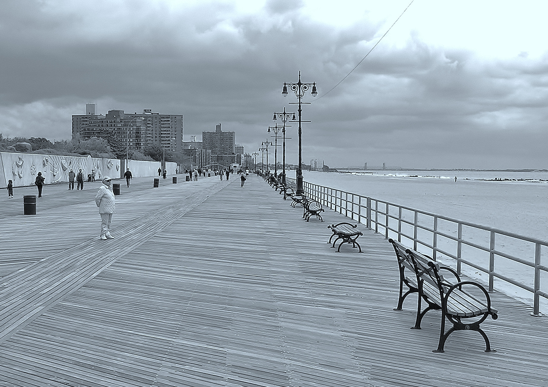 KONICA MINOLTA DiMAGE Z1 sample photo. " coney island baby " 3 photography