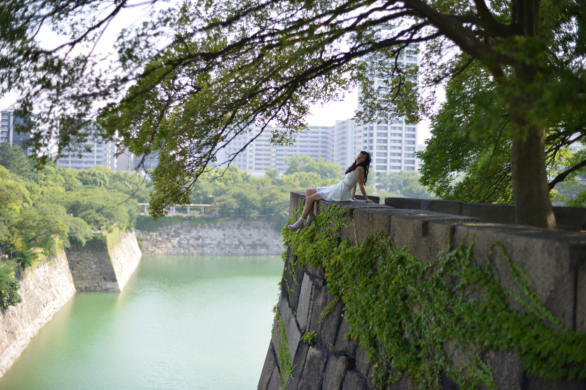 Manual Lens No CPU sample photo. Look back - portrait photography