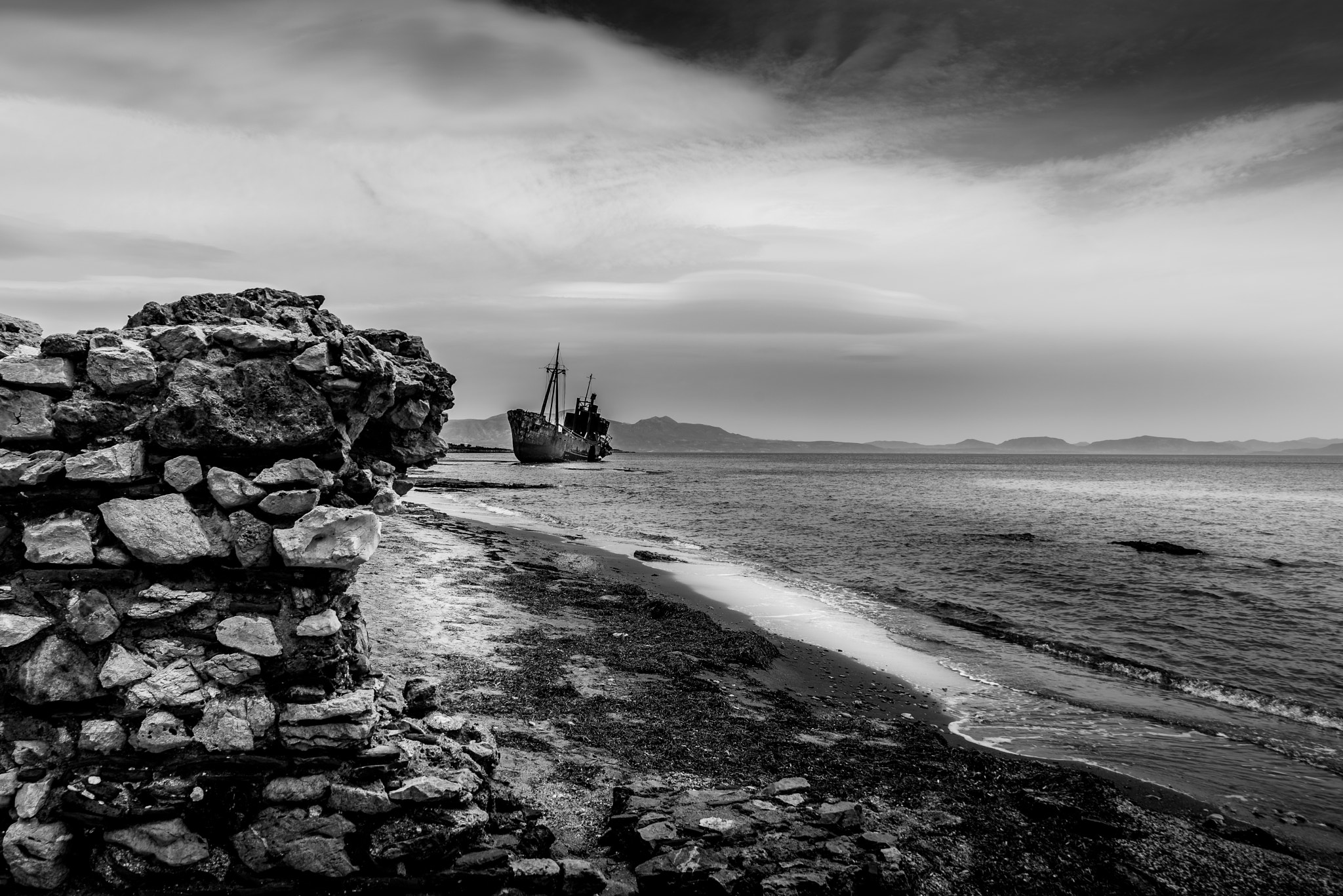 Tokina AT-X 16-28mm F2.8 Pro FX sample photo. // photography