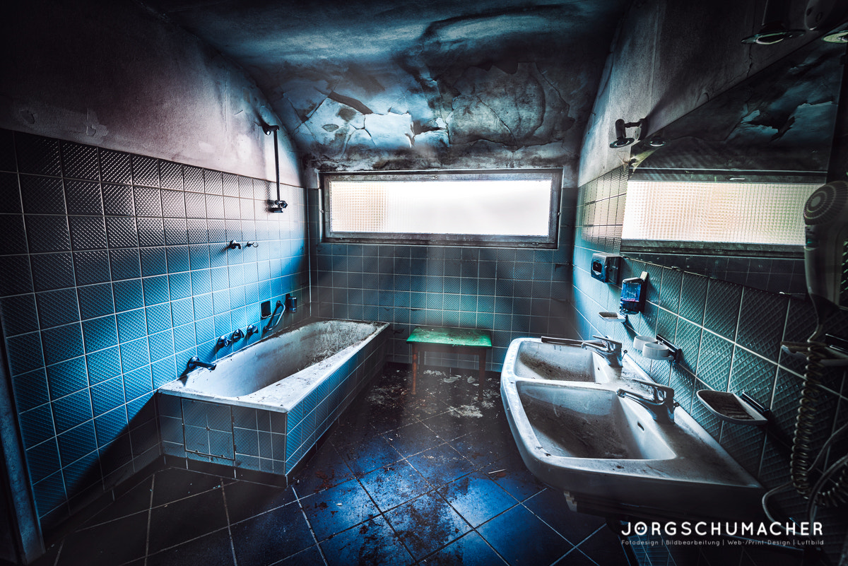 Tamron SP 15-30mm F2.8 Di VC USD sample photo. Lostplace - hotel im schwarzwald photography